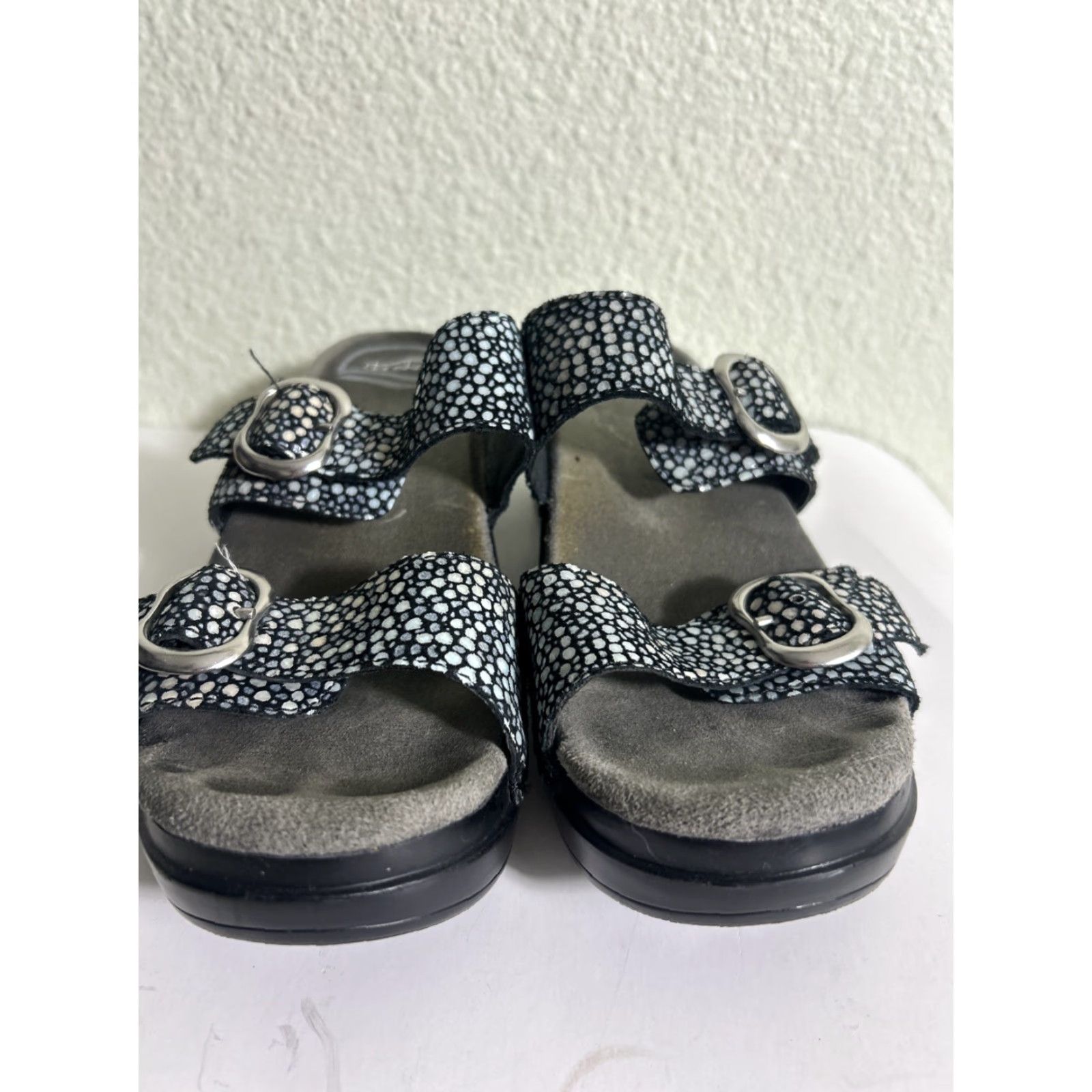 Dansko Dansko Sophie Sandals Black Dot Double Strap Womens EUR 37 US 6.5-7 Sandal Slidess Size US 7 / IT 37 - 6 Thumbnail