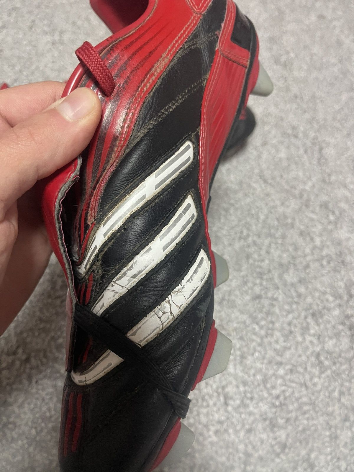 Adidas Adidas Predator 2005 Vintage Traxion Soccer Shoes size 41 Size US 8 / EU 41 - 6 Thumbnail