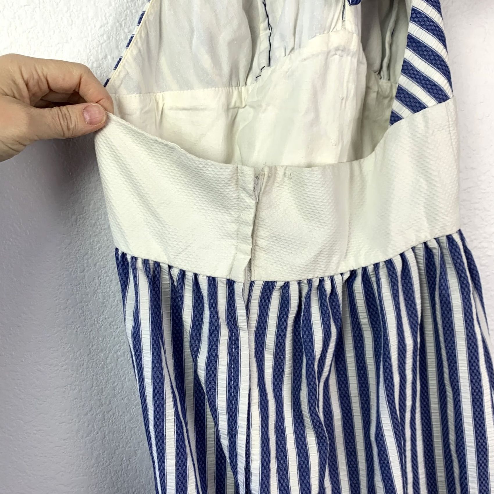 Vintage VINTAGE Blue White Stripe Halter Maxi Dress A-Line Tea Party Summer Women XS Summer Beach Nautical Vintage Tea Party Womens Sleeveless Halter Dress Size XS / US 0-2 / IT 36-38 - 6 Thumbnail
