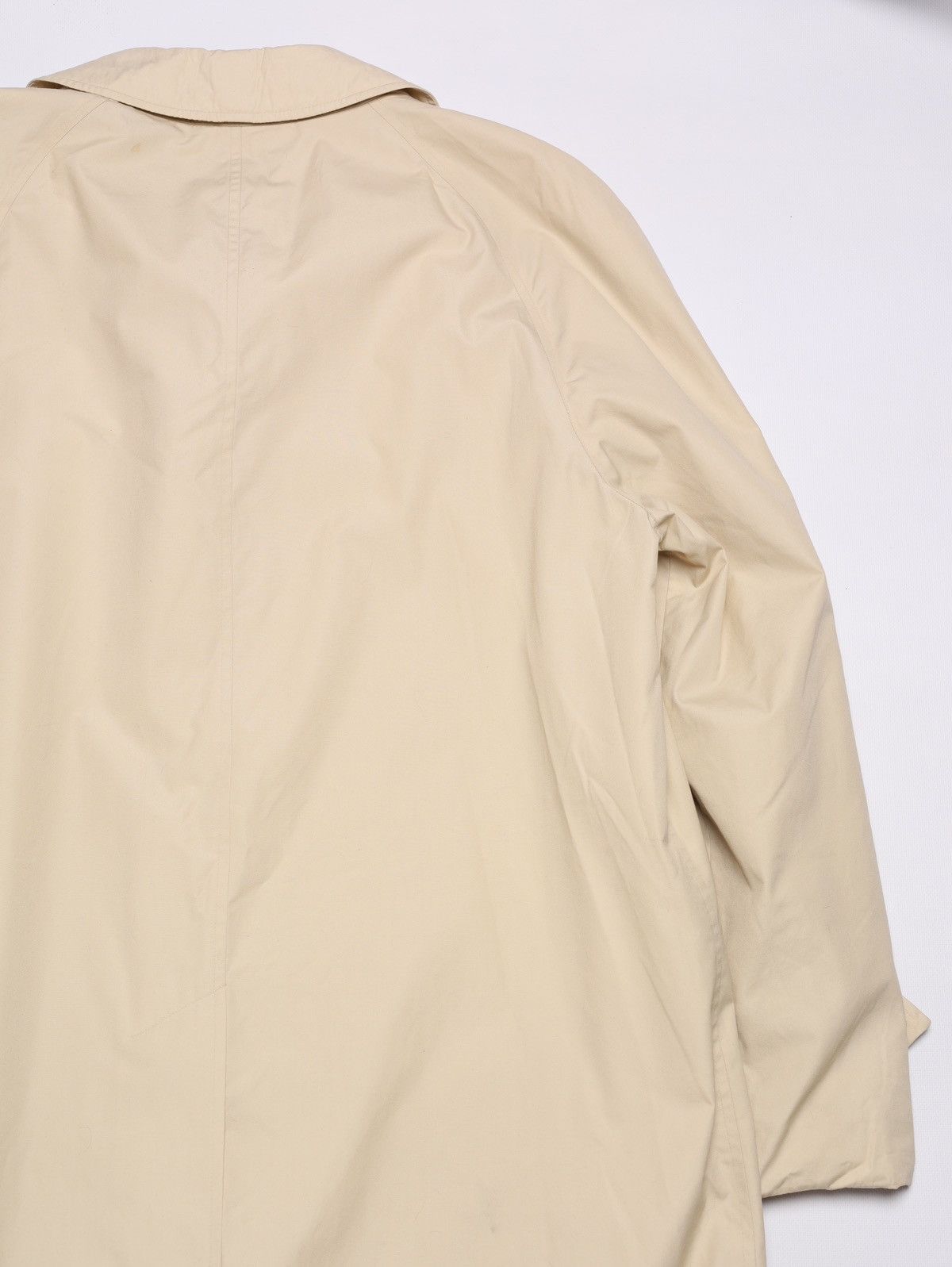 Burberry Burberry Vintage Beige Trench Coat 52 size Jacket Size US L / EU 52-54 / 3 - 17 Thumbnail
