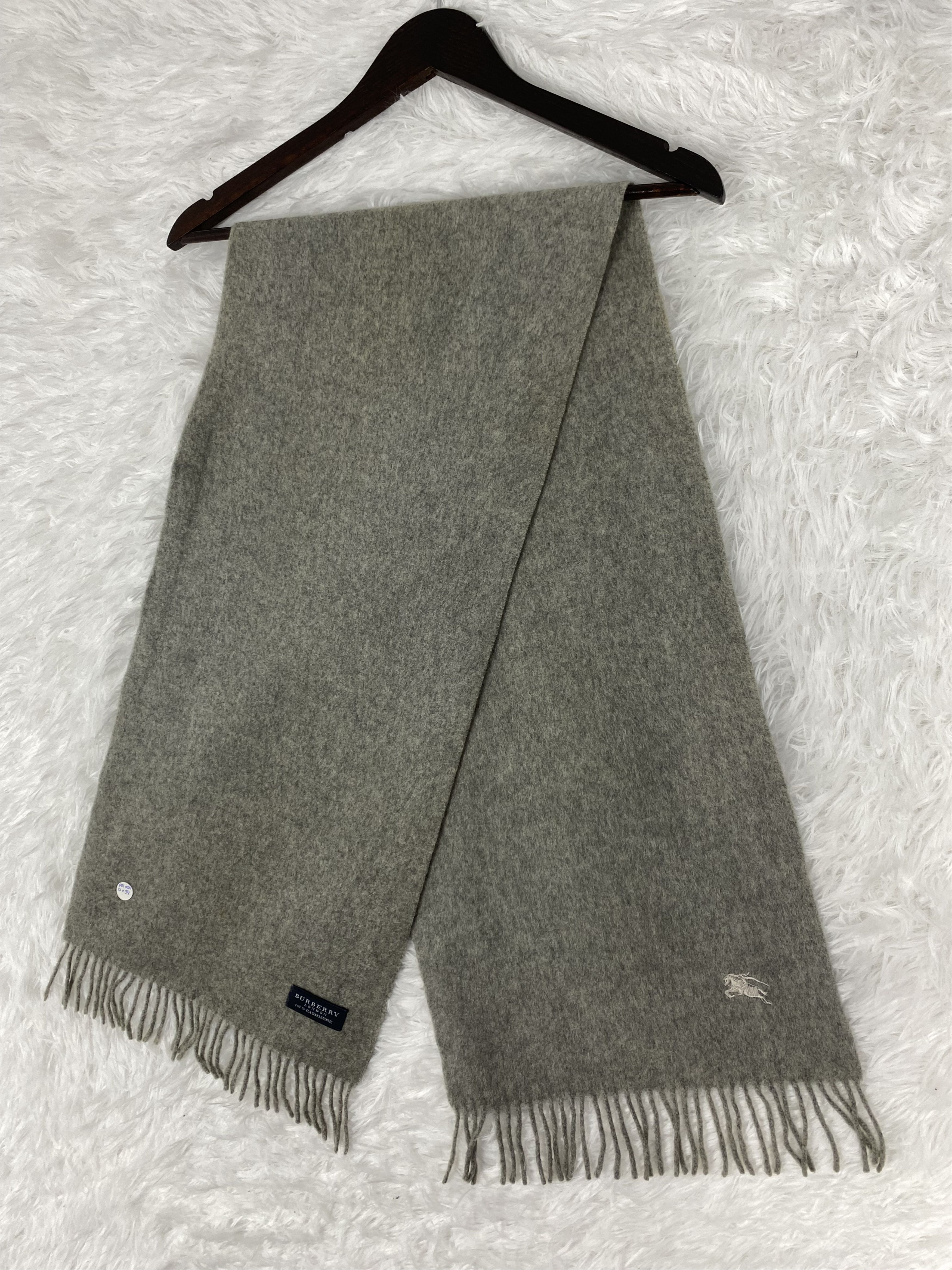 Burberry Vintage Burberry Scarf / Muffler Neckwear PM0020 Size ONE SIZE - 5 Thumbnail