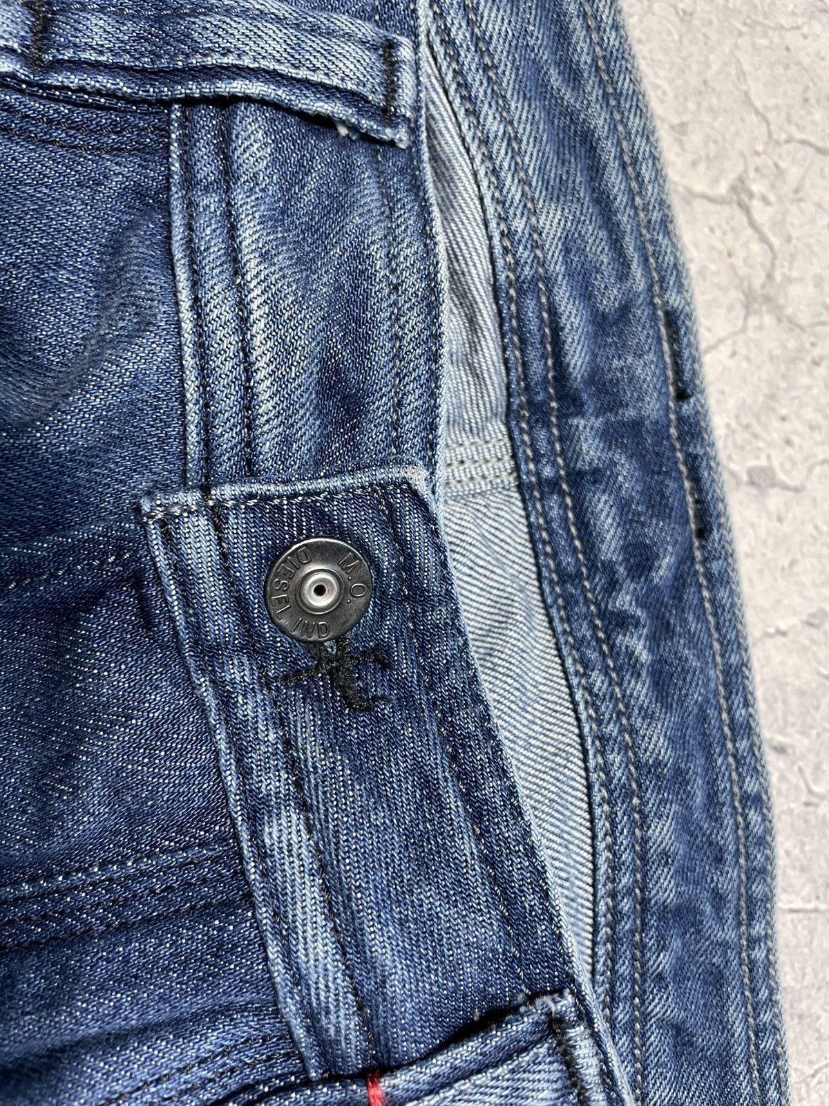 Diesel Diesel Big Logo Jeans Denim Rare Luxury Y2K Hype Size 33x34 Size US 33 - 7 Thumbnail