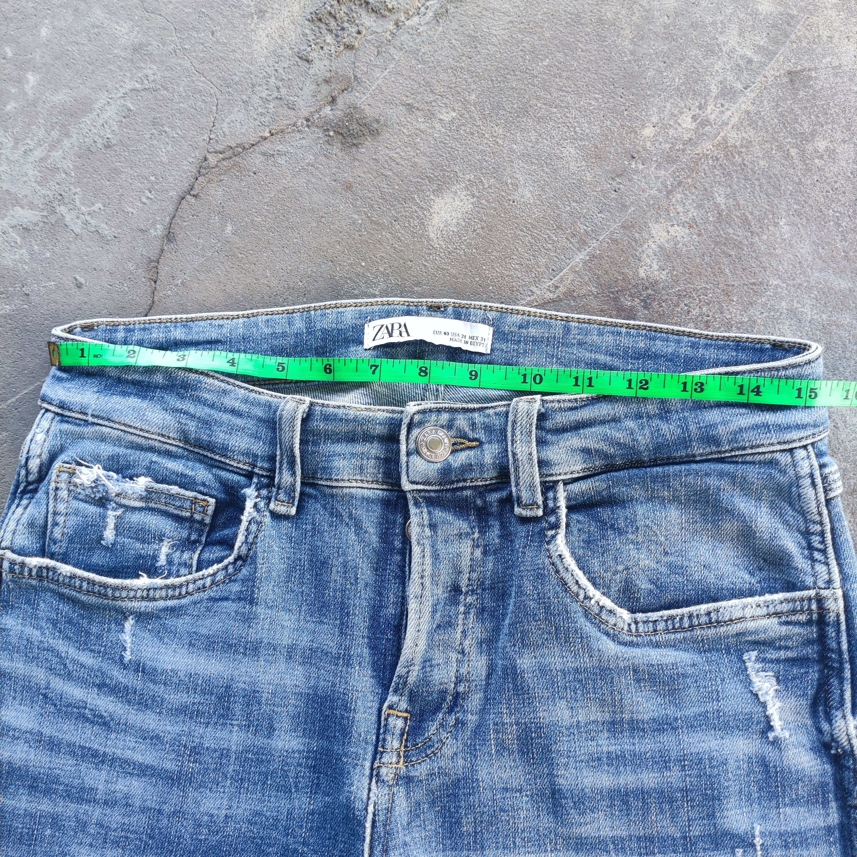 Japanese Brand Vintage Zara Brand Button Jeans Ripped Faded pants Size US 31 - 8 Thumbnail