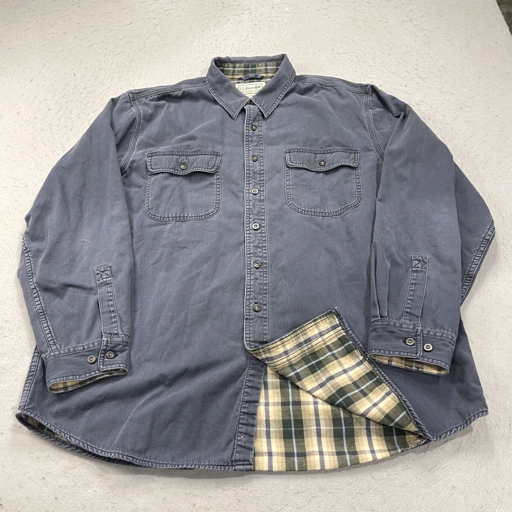 Vintage L.L. Bean Shirt Mens XL Blue Hurricane Cotton Flannel Lined Heavy Workwear Shirt Size US XL / EU 56 / 4 - 2 Thumbnail