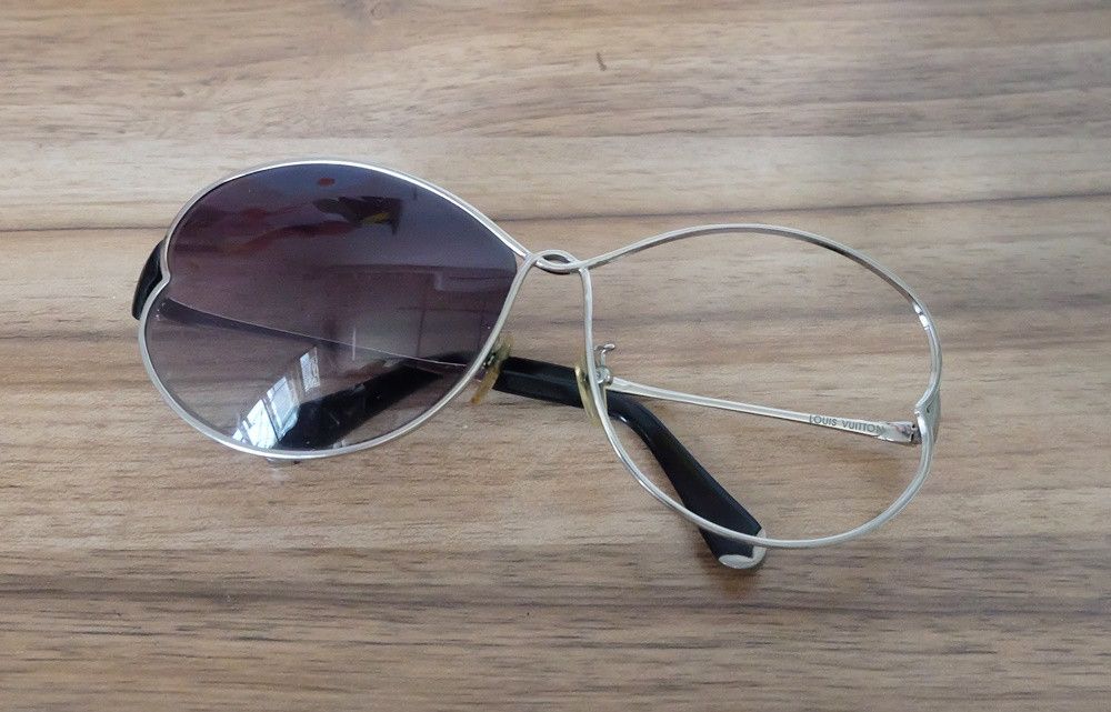 Louis Vuitton Louis Vuitton Silver Daisy Sunglasses Z0261U Size ONE SIZE - 1 Thumbnail