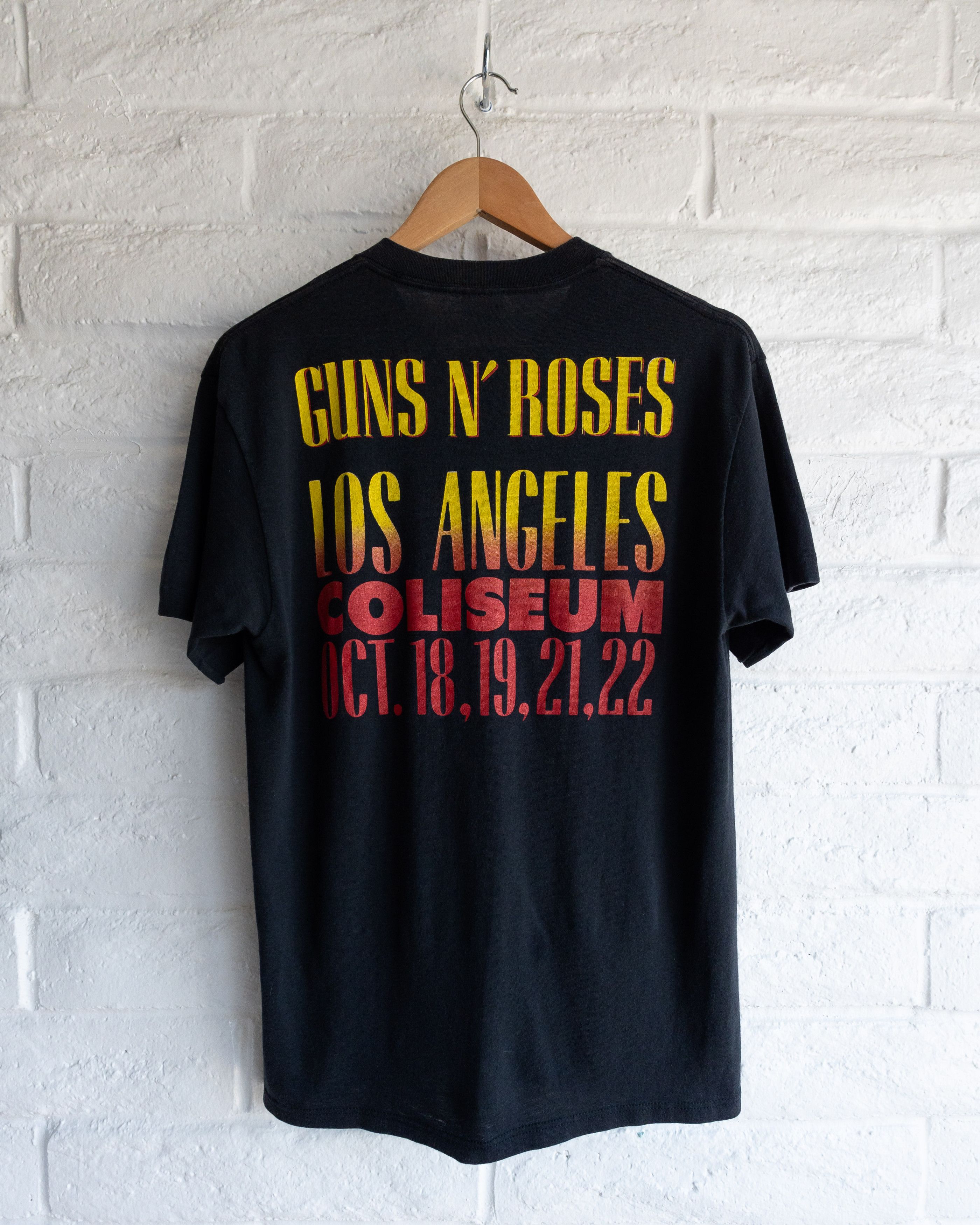 Vintage Vintage 1980s Original Guns N Roses LA Coliseum Tour T Shirt Size US L / EU 52-54 / 3 - 2 Thumbnail