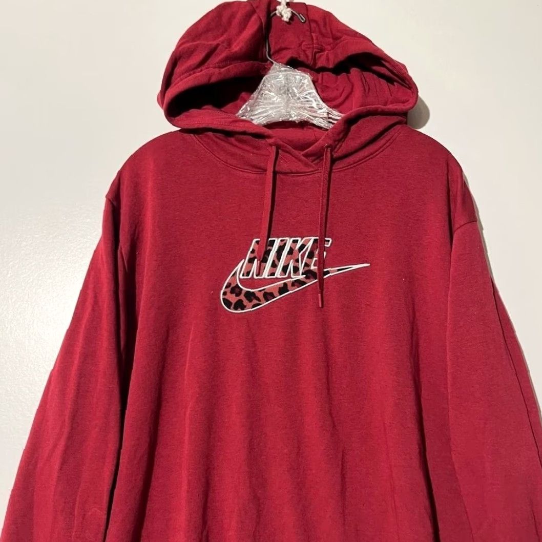 Nike Nike Leopard Logo Print Center Swoosh Red Pullover Sweater Hoodie Men's Large Size US L / EU 52-54 / 3 - 2 Thumbnail