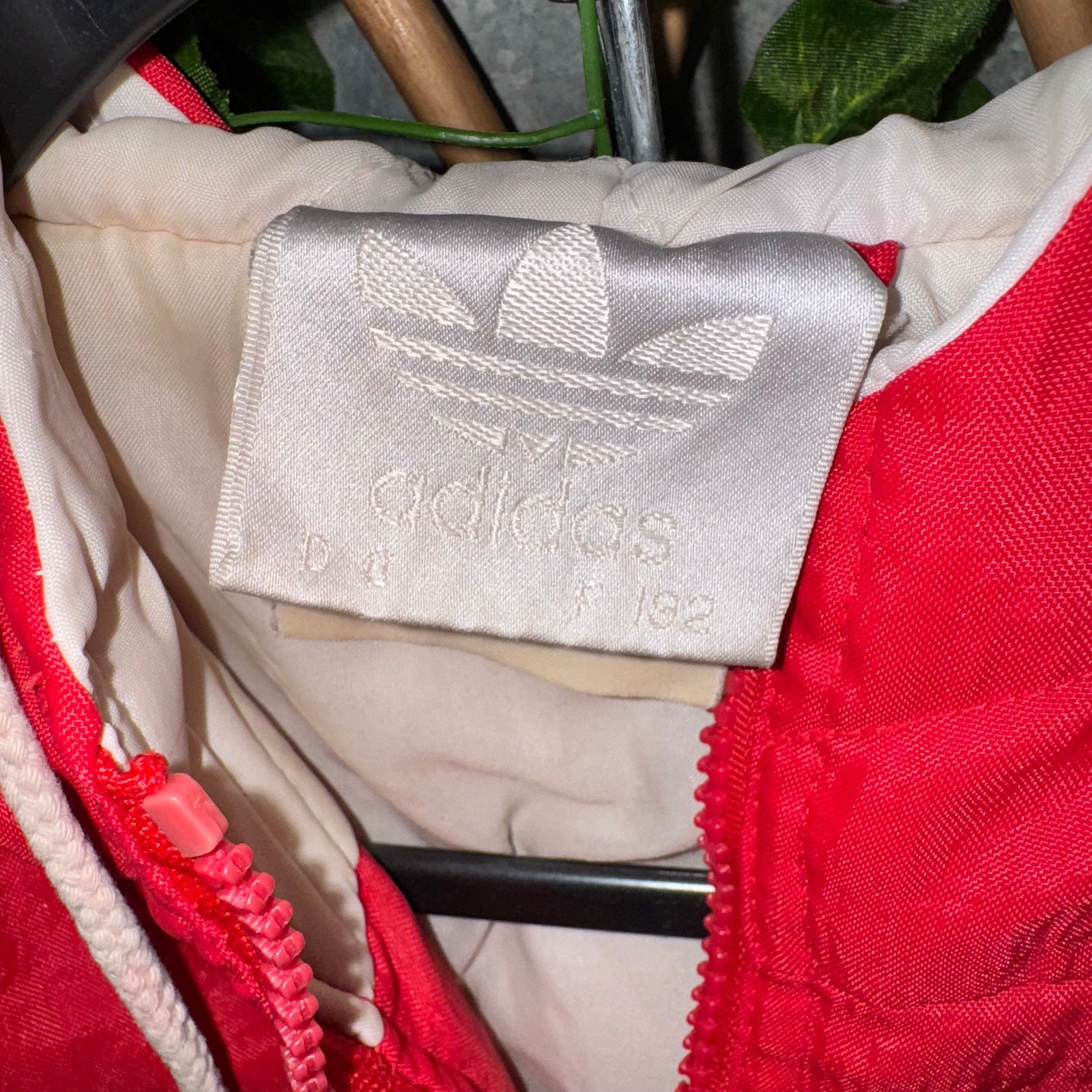 Adidas Vintage Y2K Adidas 1990s 3 stripe essential puffer jacket Size US XL / EU 56 / 4 - 3 Thumbnail