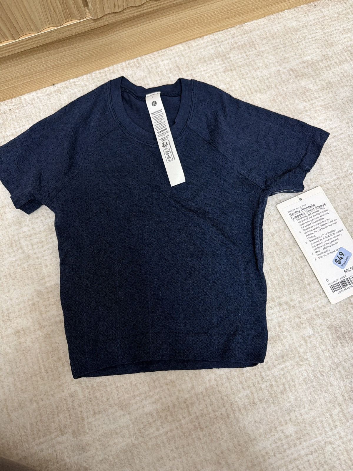 Lululemon Swiftly Pointelle Cropped Short Sleeve Size XS / US 0-2 / IT 36-38 - 1 Preview