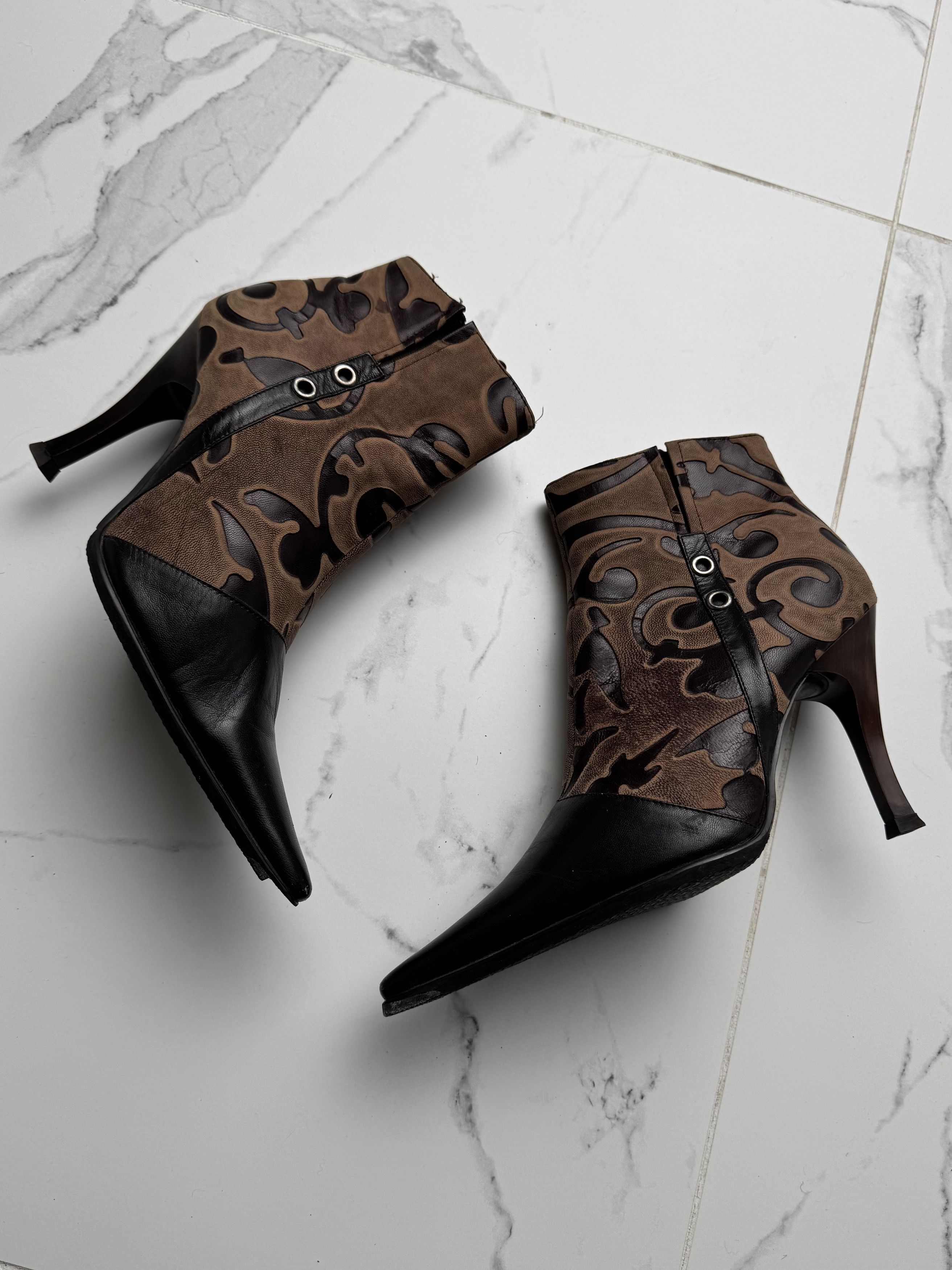 Vintage Vintage Stiletto Ankle Boots Pointed Toe Statement Booties Size US 8 / IT 38 - 2 Thumbnail