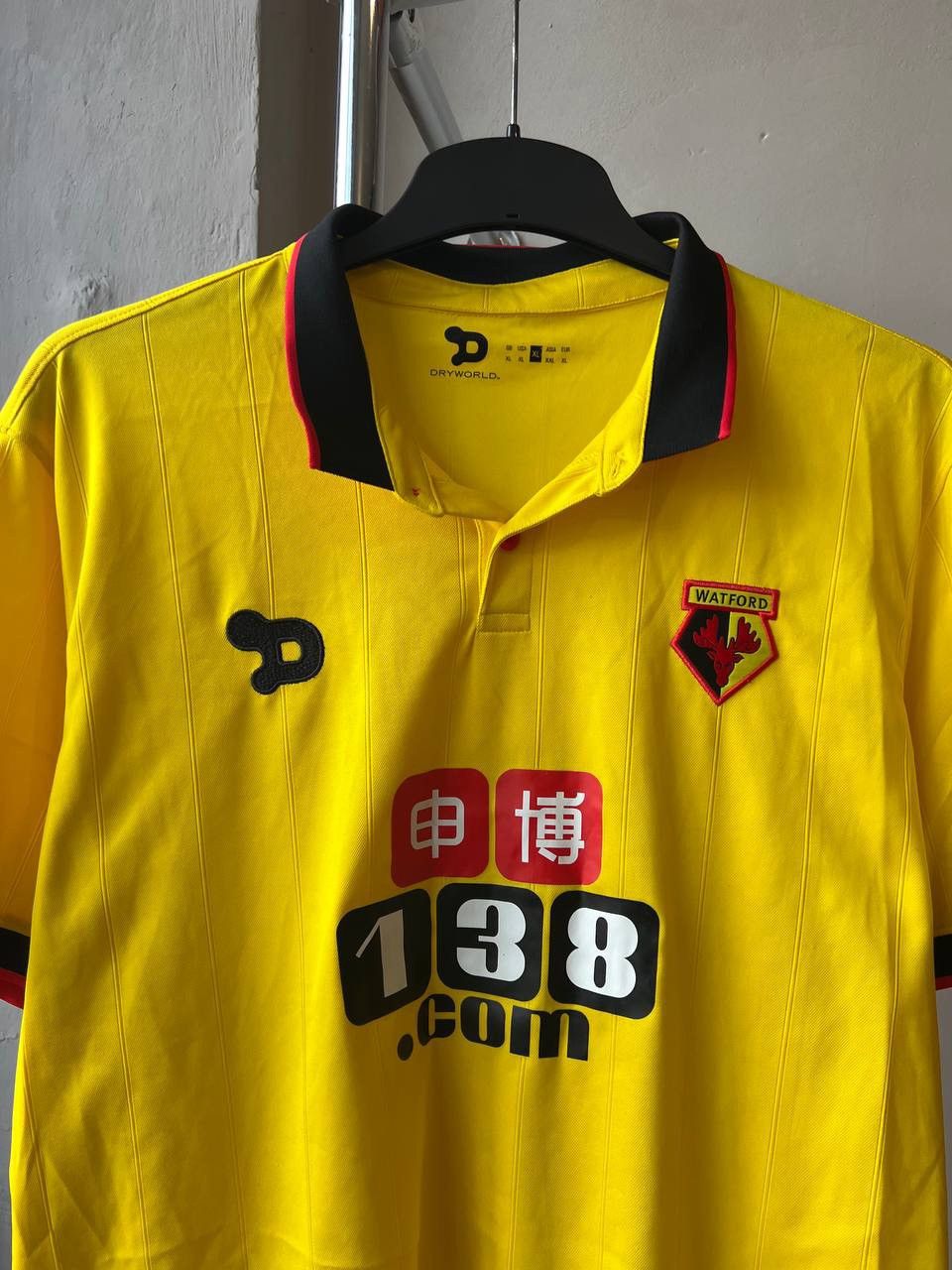 Sports Specialties 2016/17 WATFORD FC HOME SOCCER JERSEY FOOTBALL SHIRT DRYWORL Size US XL / EU 56 / 4 - 3 Thumbnail