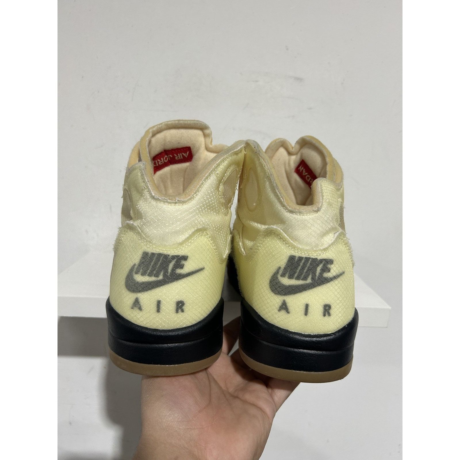 Nike NIKE JORDAN 5 OFF WHITE SAIL SIZE 14 PREOWNED Size US 14 / EU 47 - 3 Thumbnail