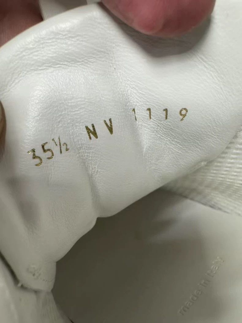 Other Louis Vuitton Blue runaway presbyopic sneakers Size US 5 / IT 35 - 5 Thumbnail