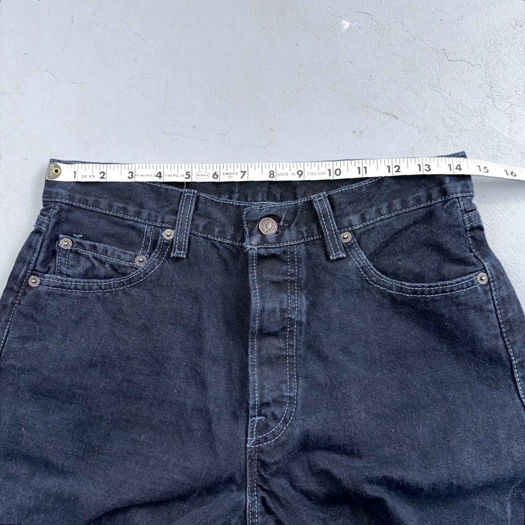 Levi's VINTAGE Levi's 501 Jeans 90s Mexico Straight Levi's 501 30x32 Dark Wash Blue Men Jeans 30 Regular 32 Inseam 90s Theme Vintage Size US 30 / EU 46 - 7 Thumbnail