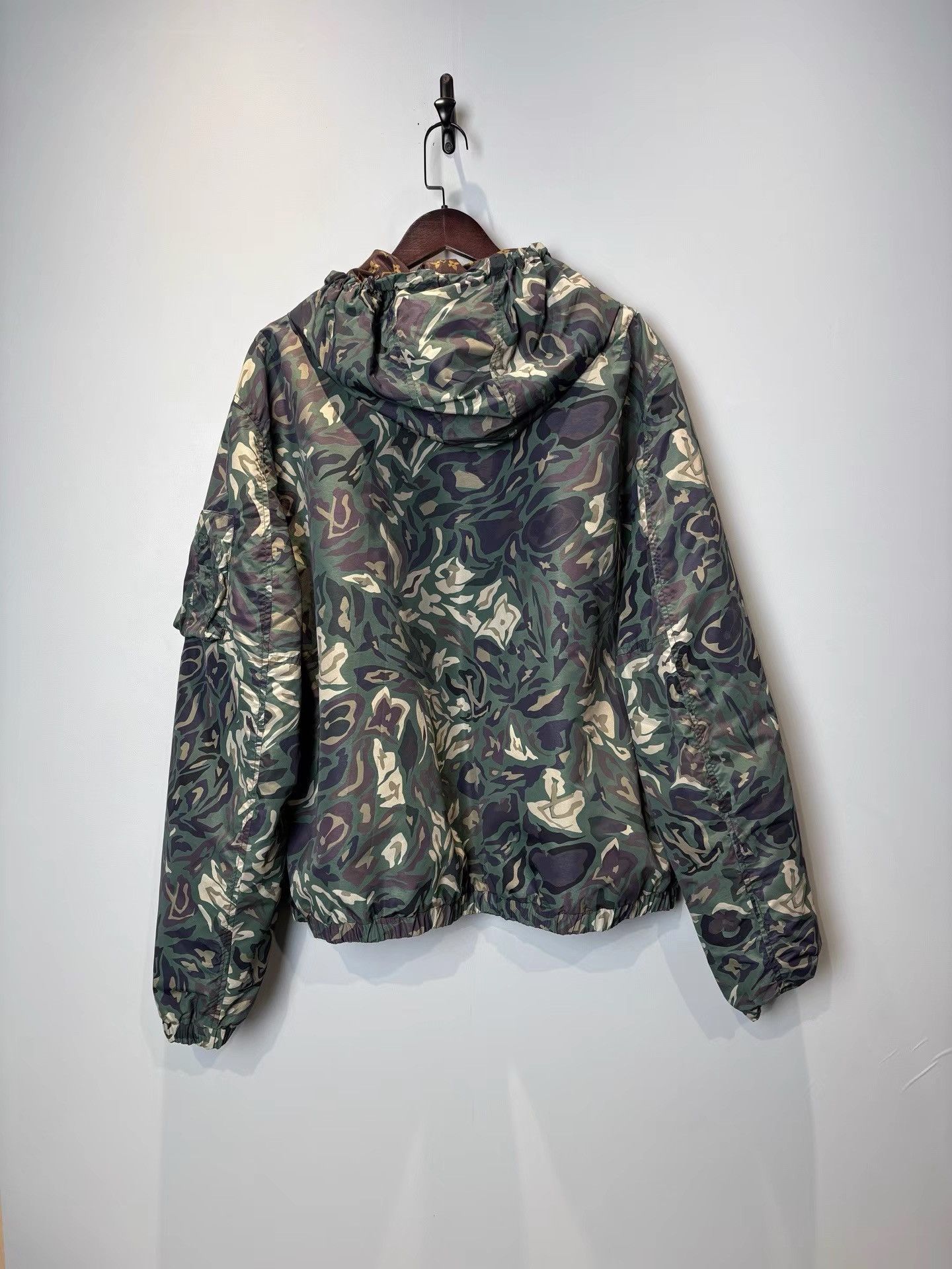 Louis Vuitton Louis Vuitton Nigo Monogram Camo Reversible Jacket K36 Size US XXL / EU 58 / 5 - 4 Thumbnail
