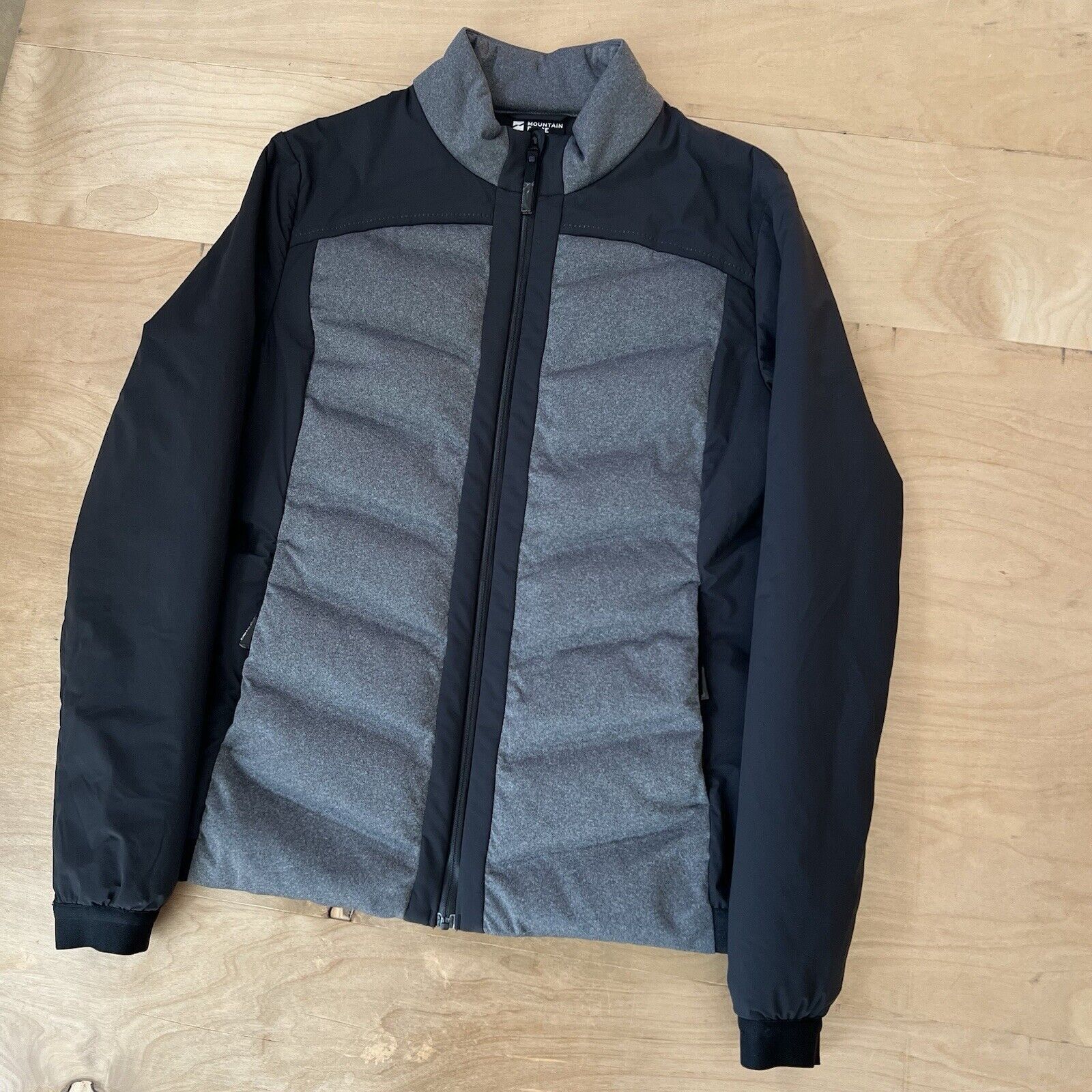 Arc'teryx Mountain Force Puffer Jacket Women's Medium Gray Full Zip Size M / US 6-8 / IT 42-44 - 10 Thumbnail