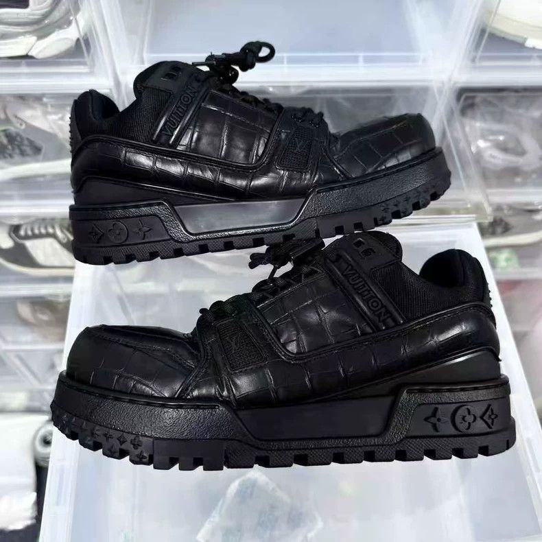 Louis Vuitton louis vuitton black trainer sneakers-2508 Size US 6.5 / EU 39-40 - 2 Thumbnail
