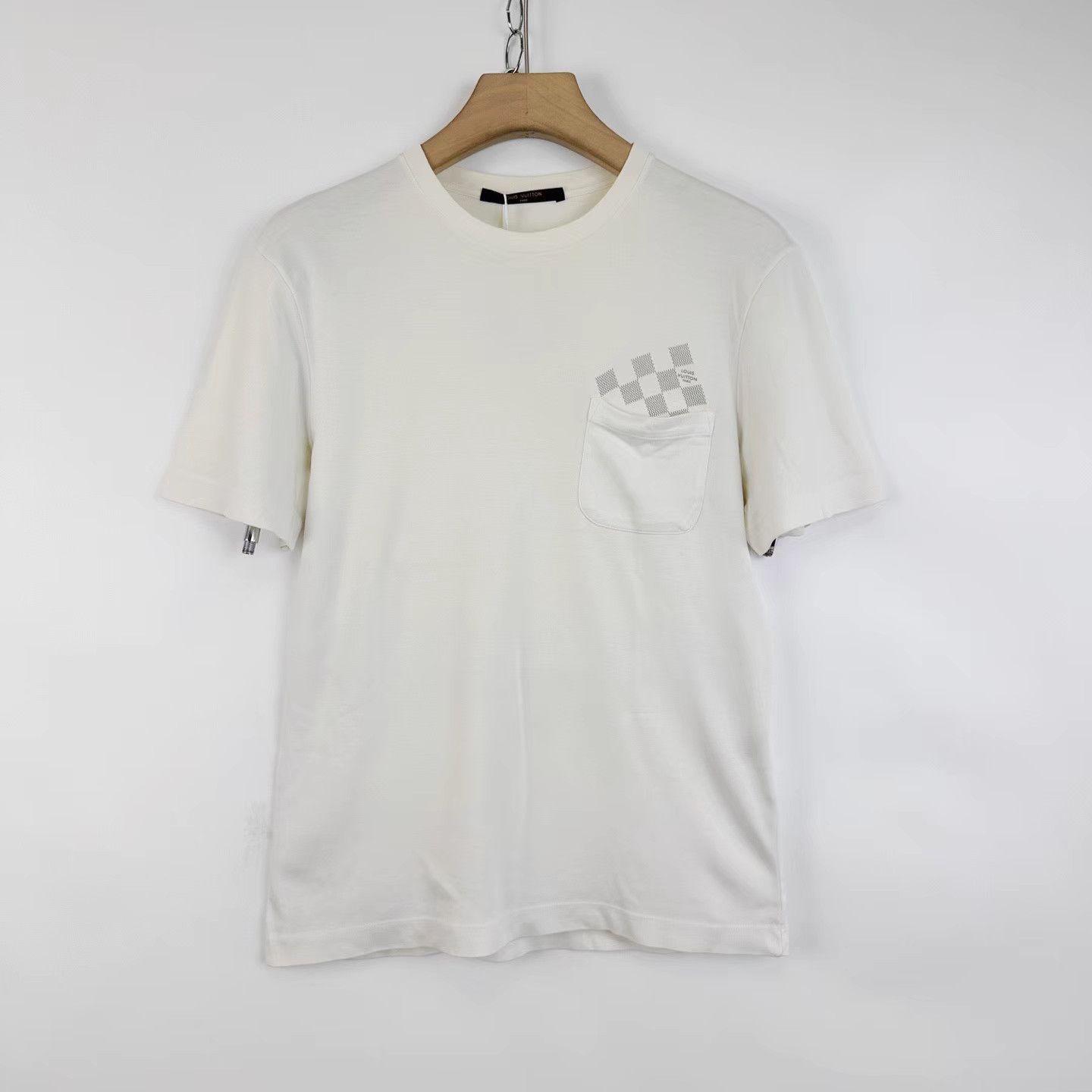 Louis Vuitton Louis Vuitton Chest Pocket Damier Logo Short Sleeve K12 Size US XS / EU 42 / 0 - 1 Thumbnail