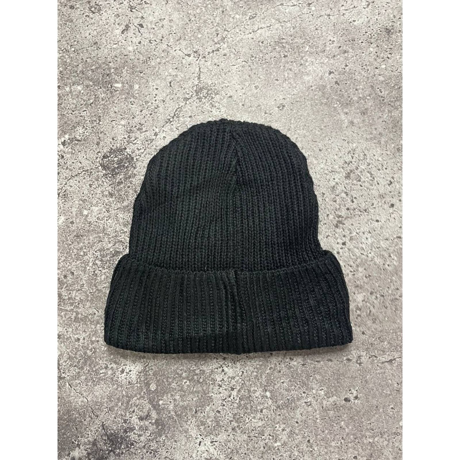 Patagonia Vintage Patagonia Black Knit Beanie Hat Embroidery One Size Size ONE SIZE - 2 Thumbnail