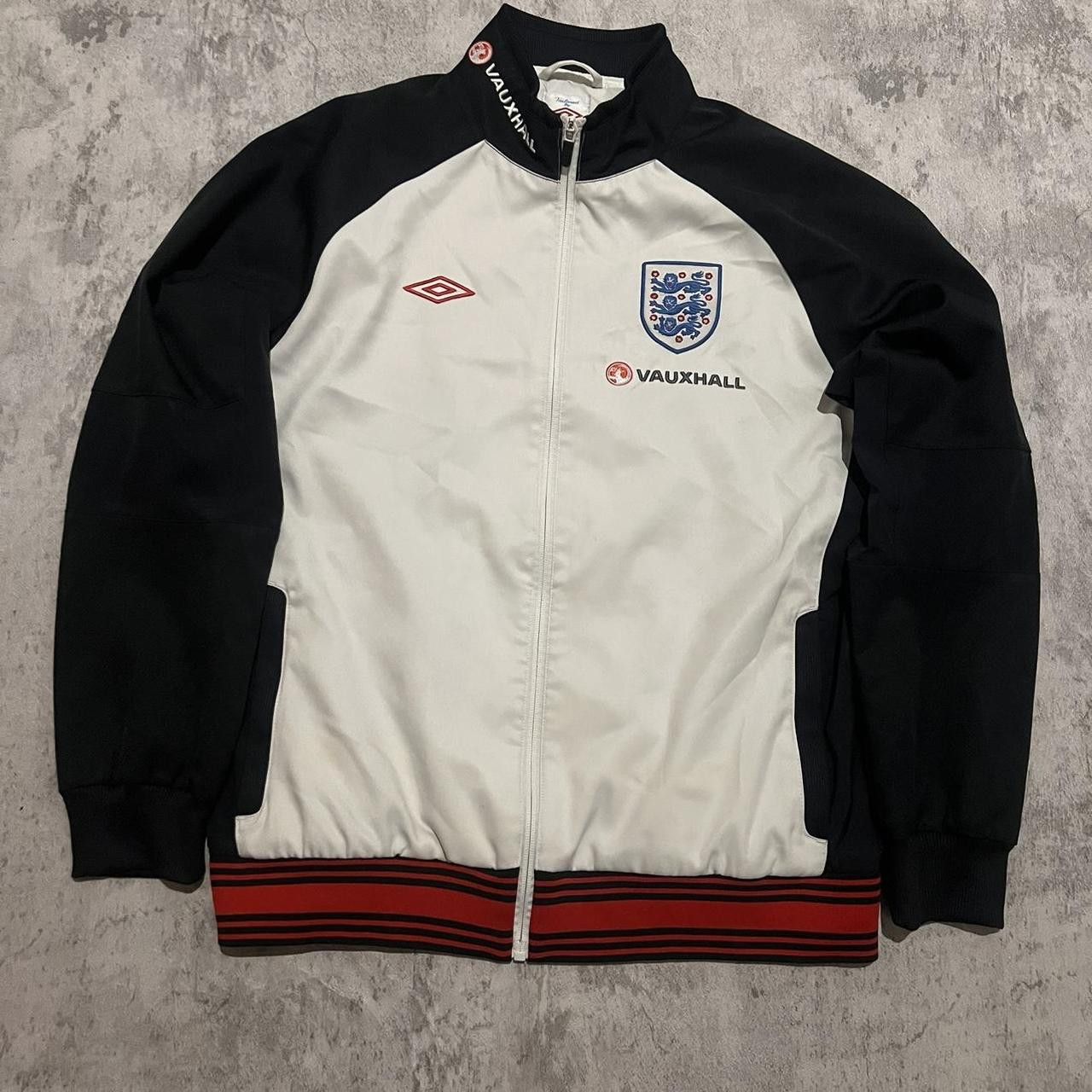 Umbro White and black England Umbro track jacket Size US S / EU 44-46 / 1 - 1 Thumbnail