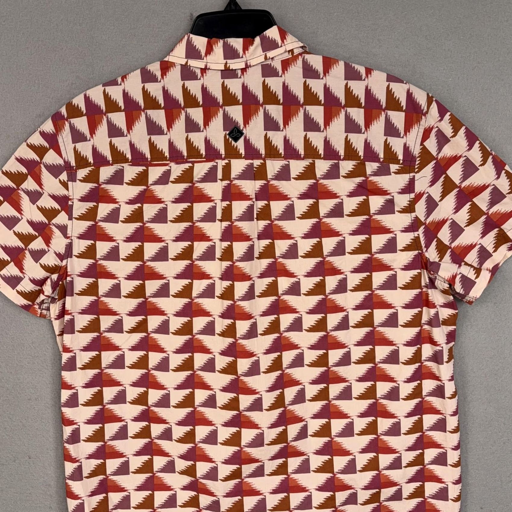 Prana prAna Shirt Men Medium Aztec Geo AOP Southwestern Outdoor Hiking Sustainable Size US M / EU 48-50 / 2 - 7 Thumbnail