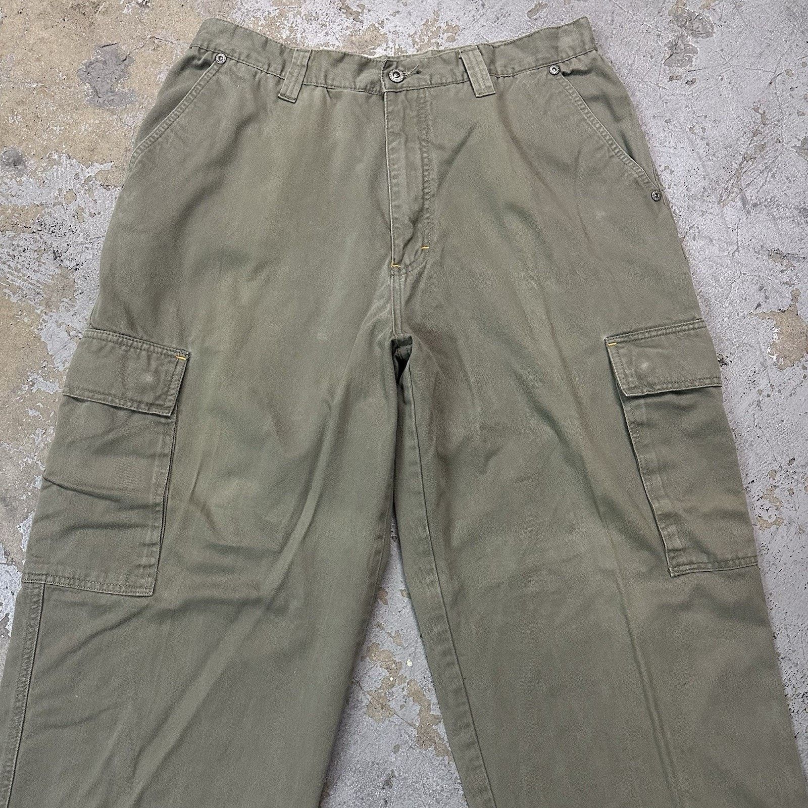 Vintage Vintage Kikwear Army Green Cargo Pants Size 36 Men Skate Size US 36 / EU 52 - 2 Thumbnail