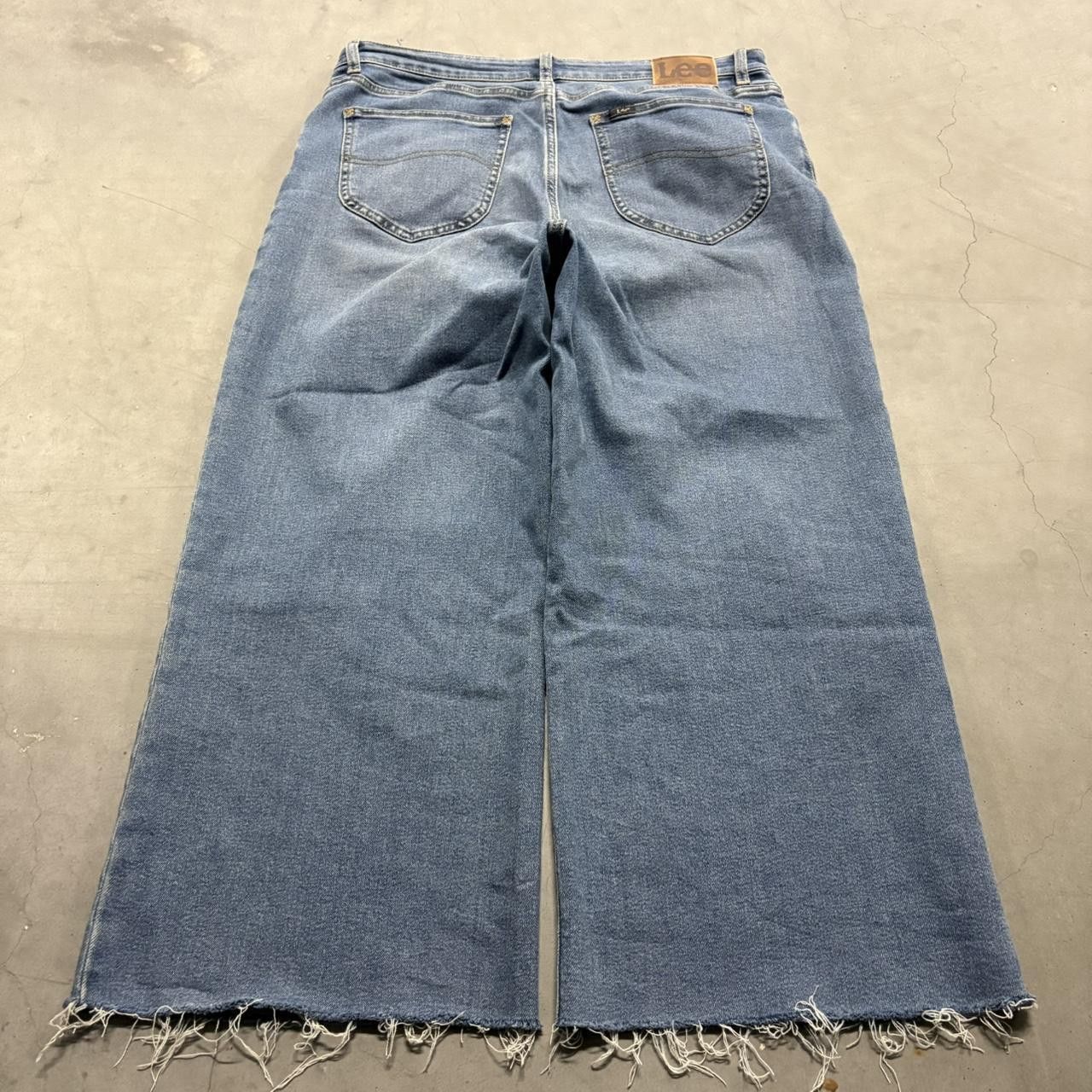 Vintage Crazy Vintage Y2K/2000s Super Baggy Wideleg Short Medium Blue Wash Denim Jeans! Size US 34 / EU 50 - 4 Thumbnail