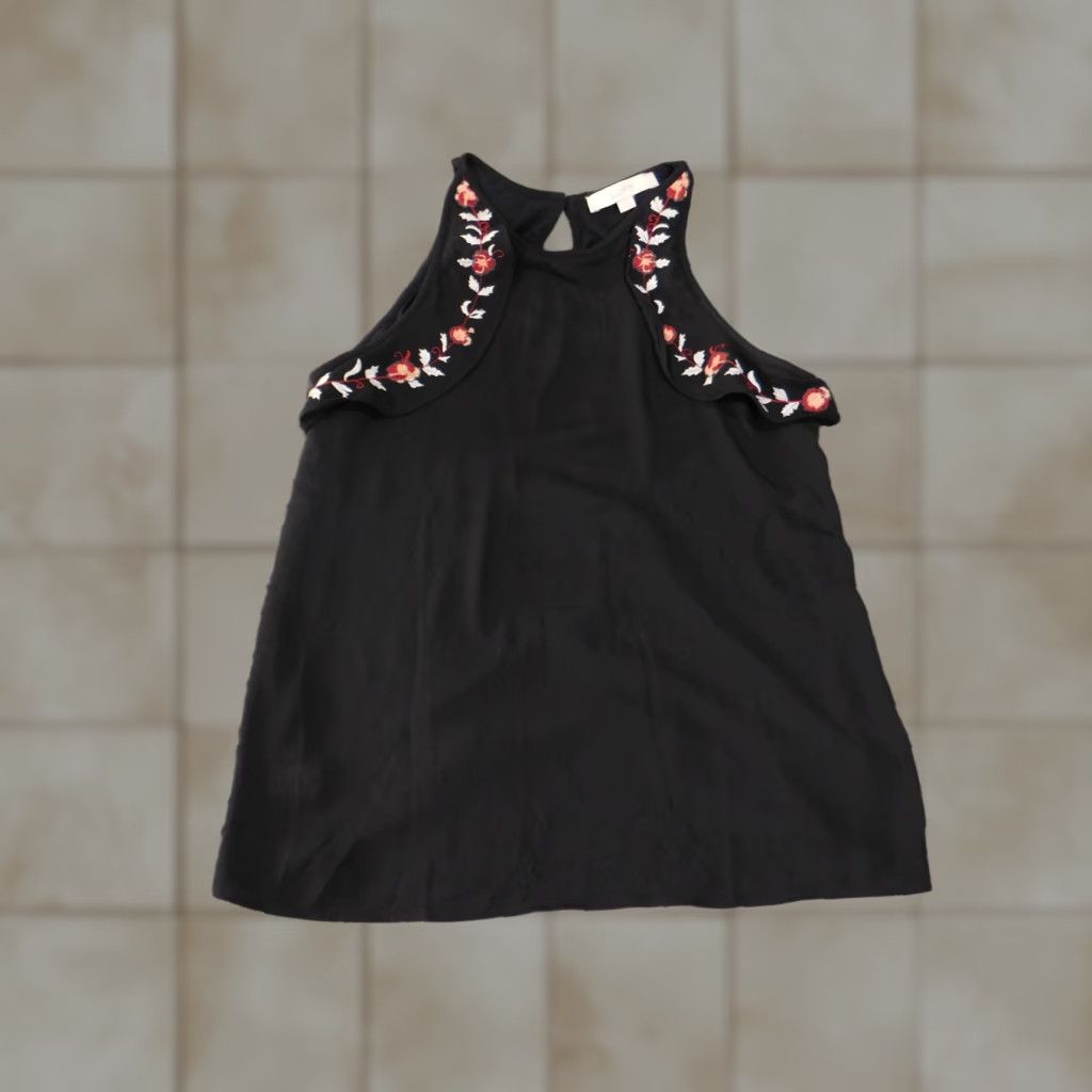 Loft LOFT Sleeveless Top Womens Small Black Embroidered Floral Ruffle Tank Blouse Size S / US 4 / IT 40 - 1 Thumbnail