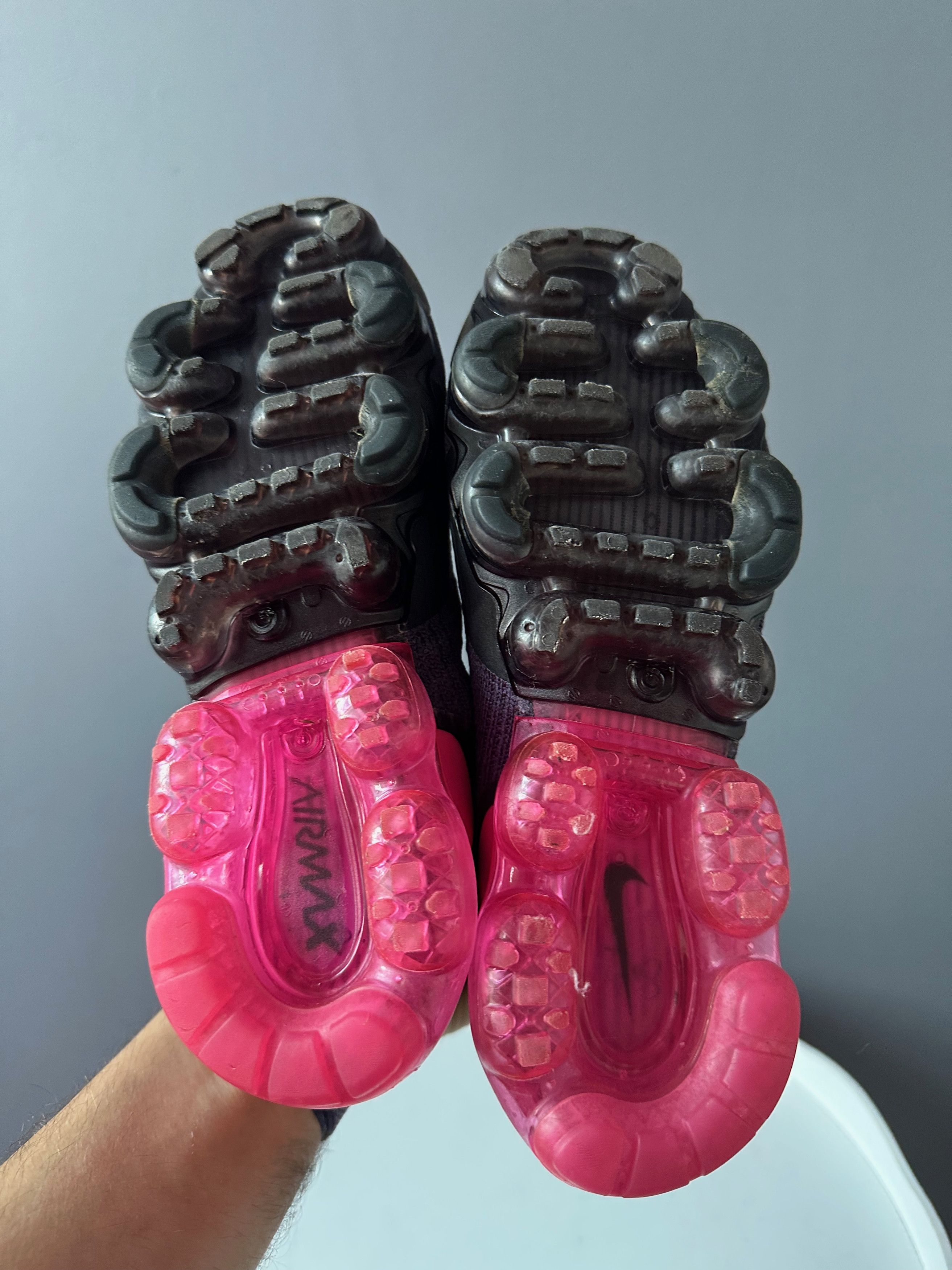 Nike Nike Wmns Air VaporMax Moc 2 'Pink Blast' low top sneakers Size US 7 / IT 37 - 8 Thumbnail