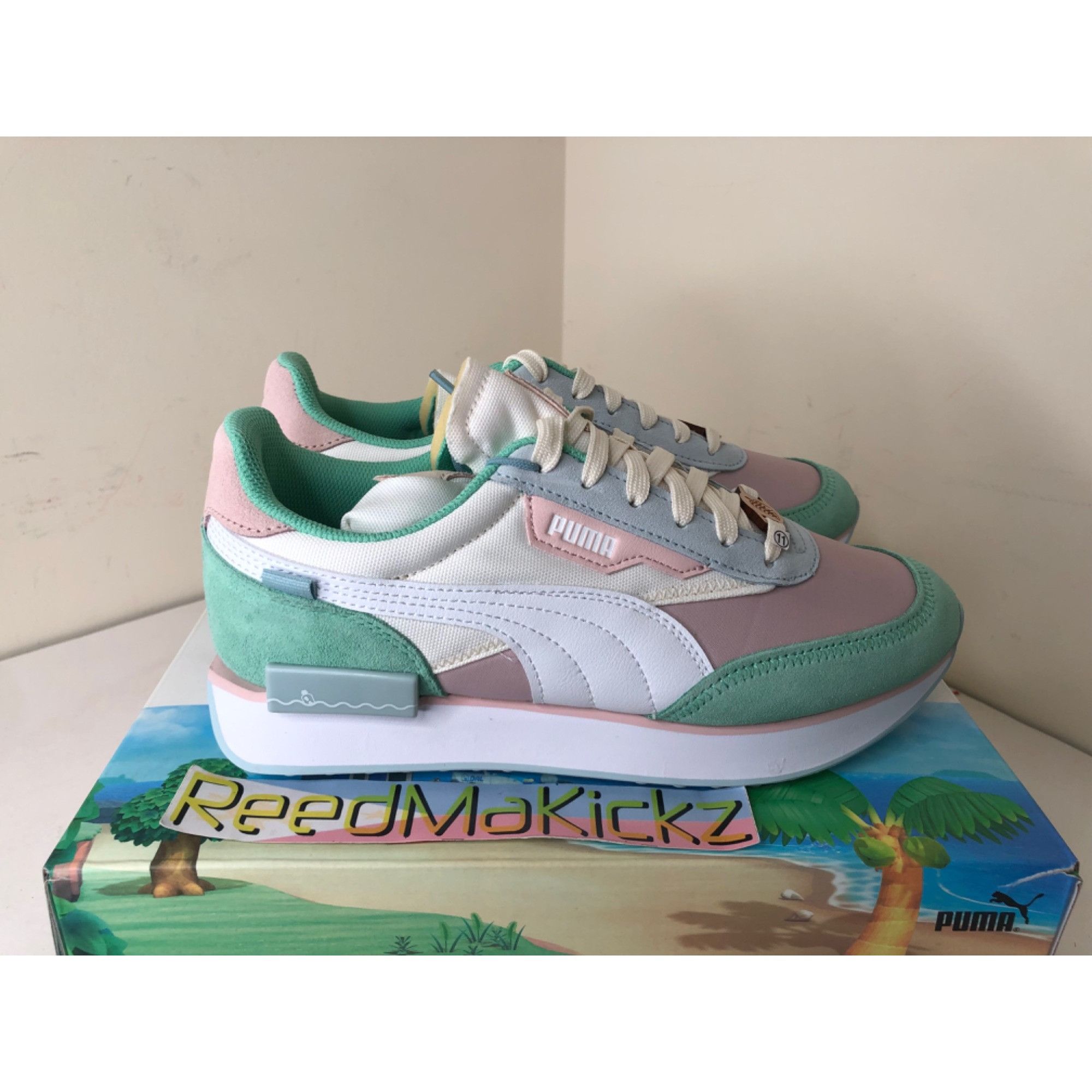 Puma Puma Future Rider Animal Crossing GS 5Y Size US 5 / EU 37 - 3 Thumbnail