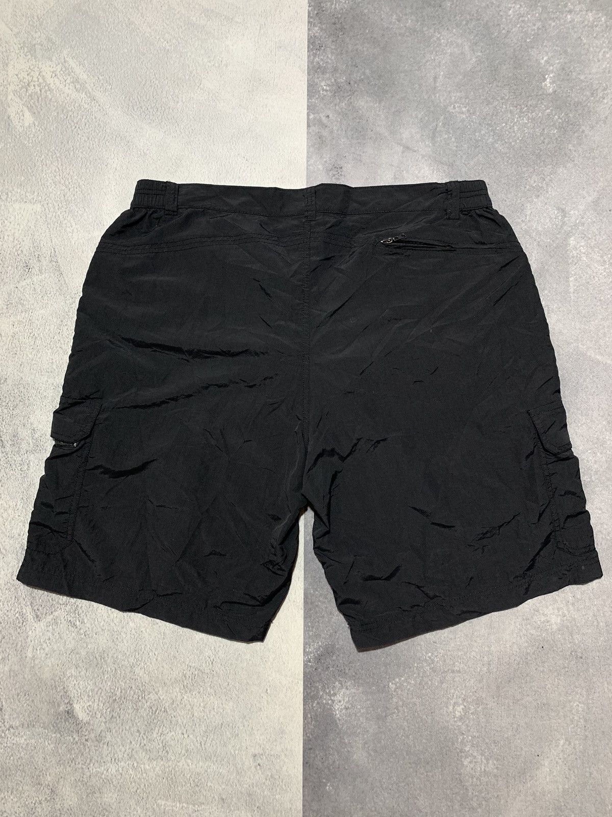 Vintage Vintage Y2K cargo nylon shorts outdoor style size XL Size US 36 / EU 52 - 6 Thumbnail