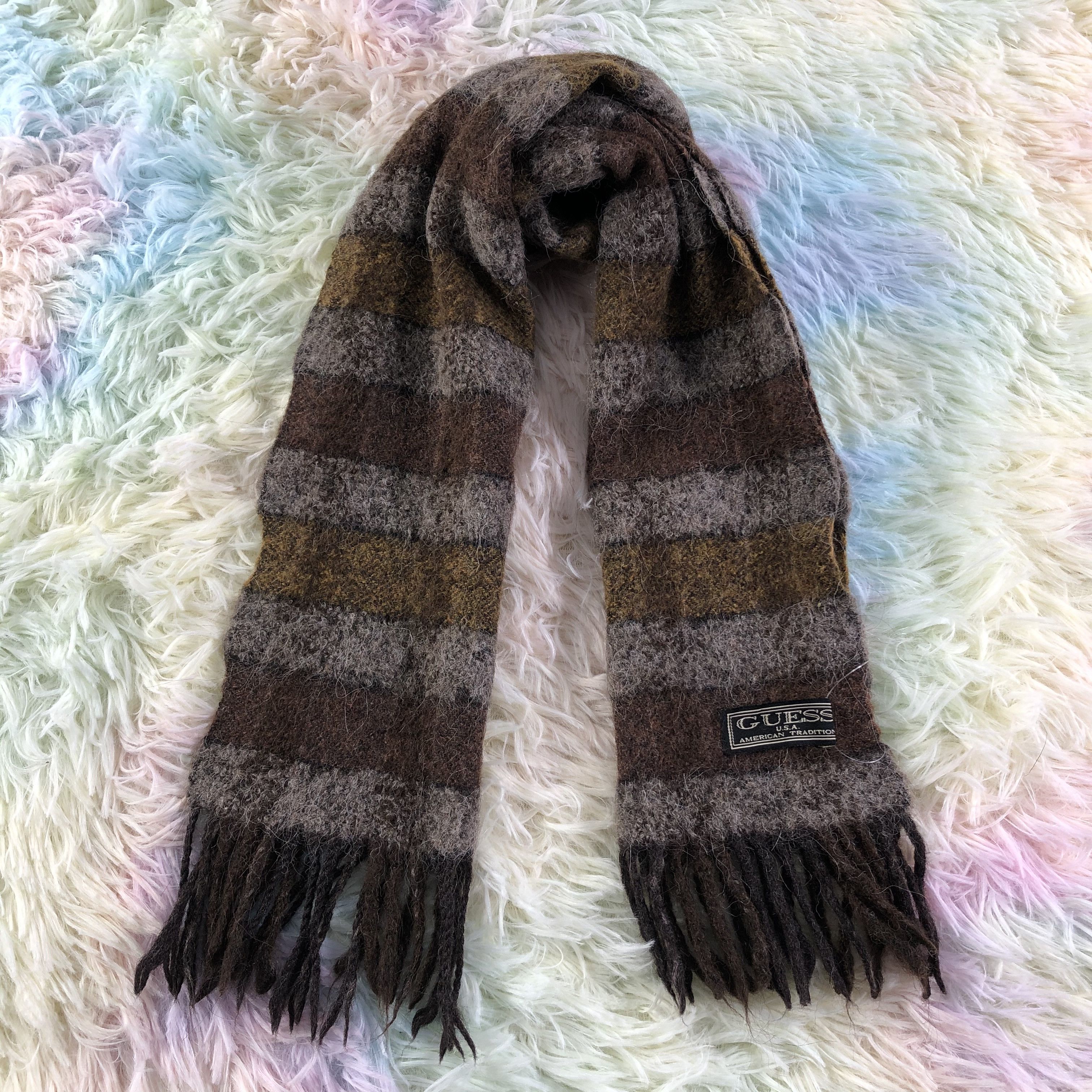 Guess Guess Scarf / Muffler / Neckwear - KM465 Size ONE SIZE - 1 Thumbnail