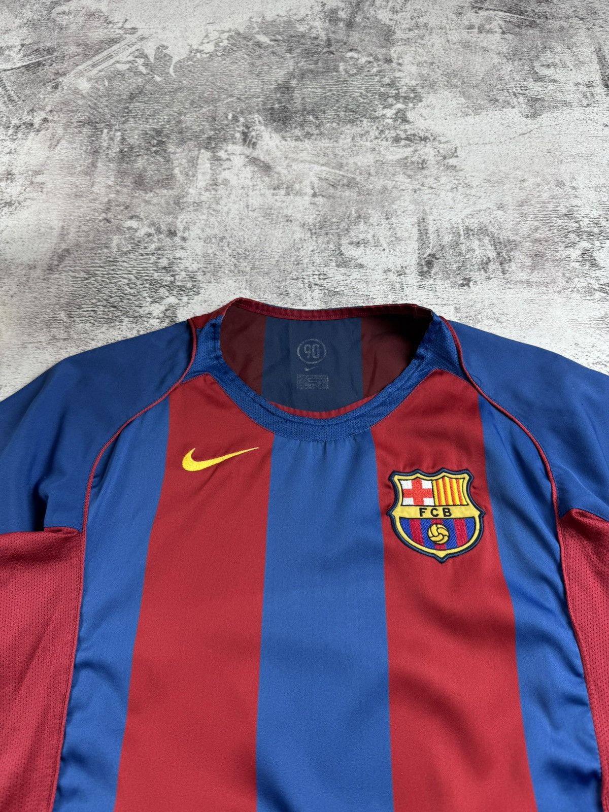 Nike BARCELONA 2004/2005/2006 Home Vintage Nike Soccer Football Football Shirt Jersey Size US S / EU 44-46 / 1 - 5 Thumbnail