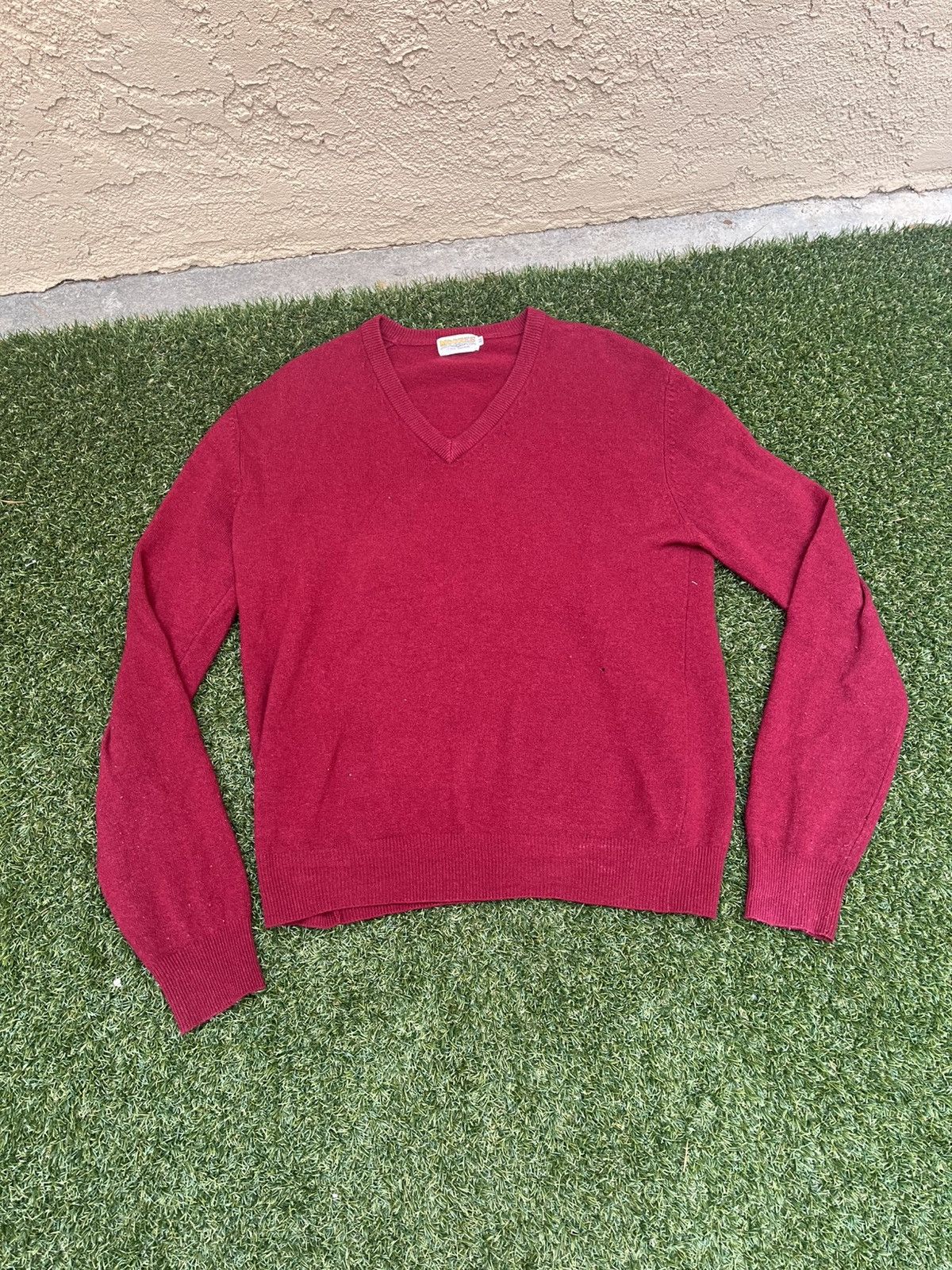 Vintage VTG 80’s Moores Burgundy Cashmere V Neck Sweater Size US L / EU 52-54 / 3 - 1 Thumbnail