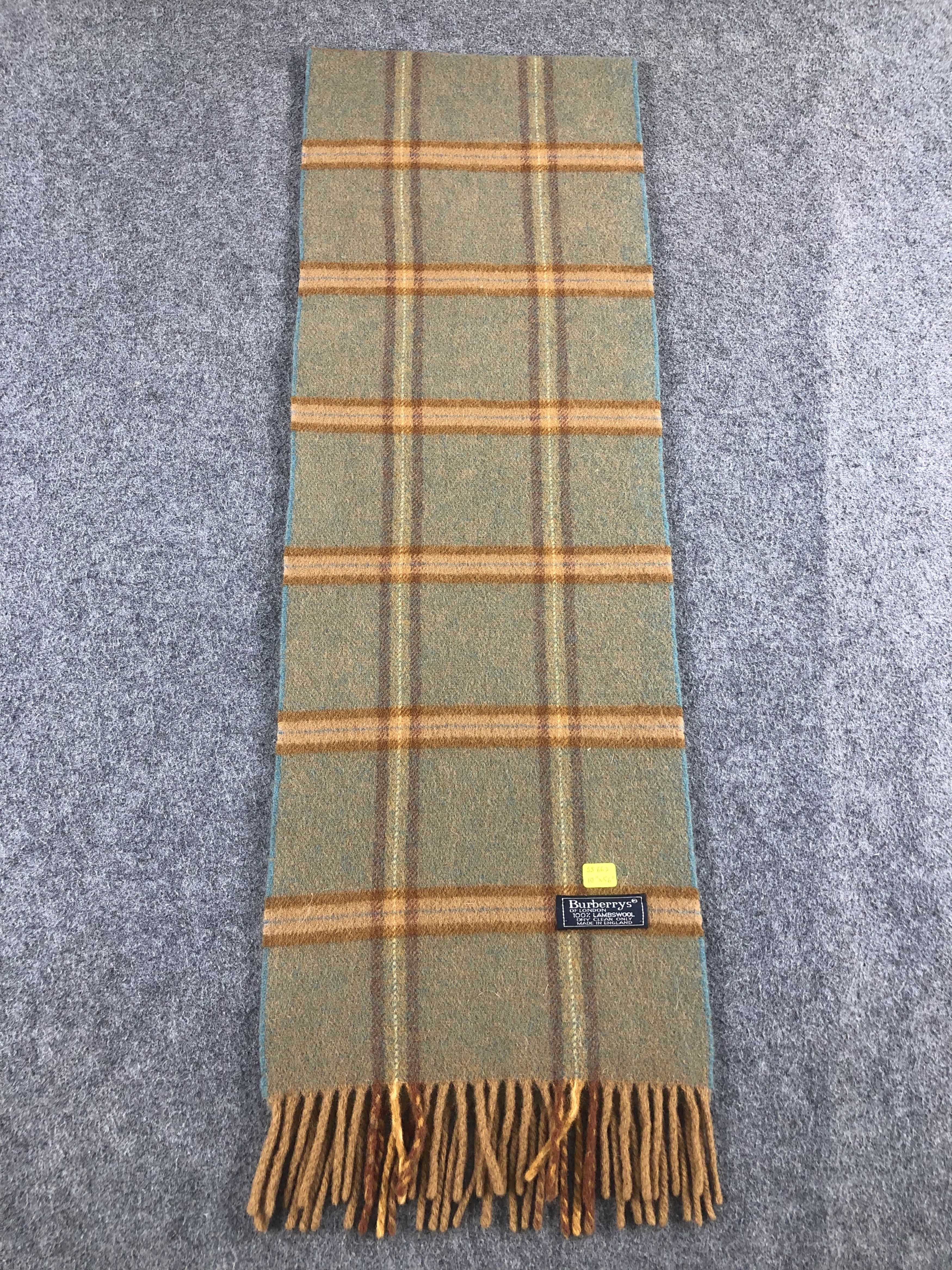 Burberry Burberry Scarf / Muffler / Neckwear Size ONE SIZE - 3 Thumbnail