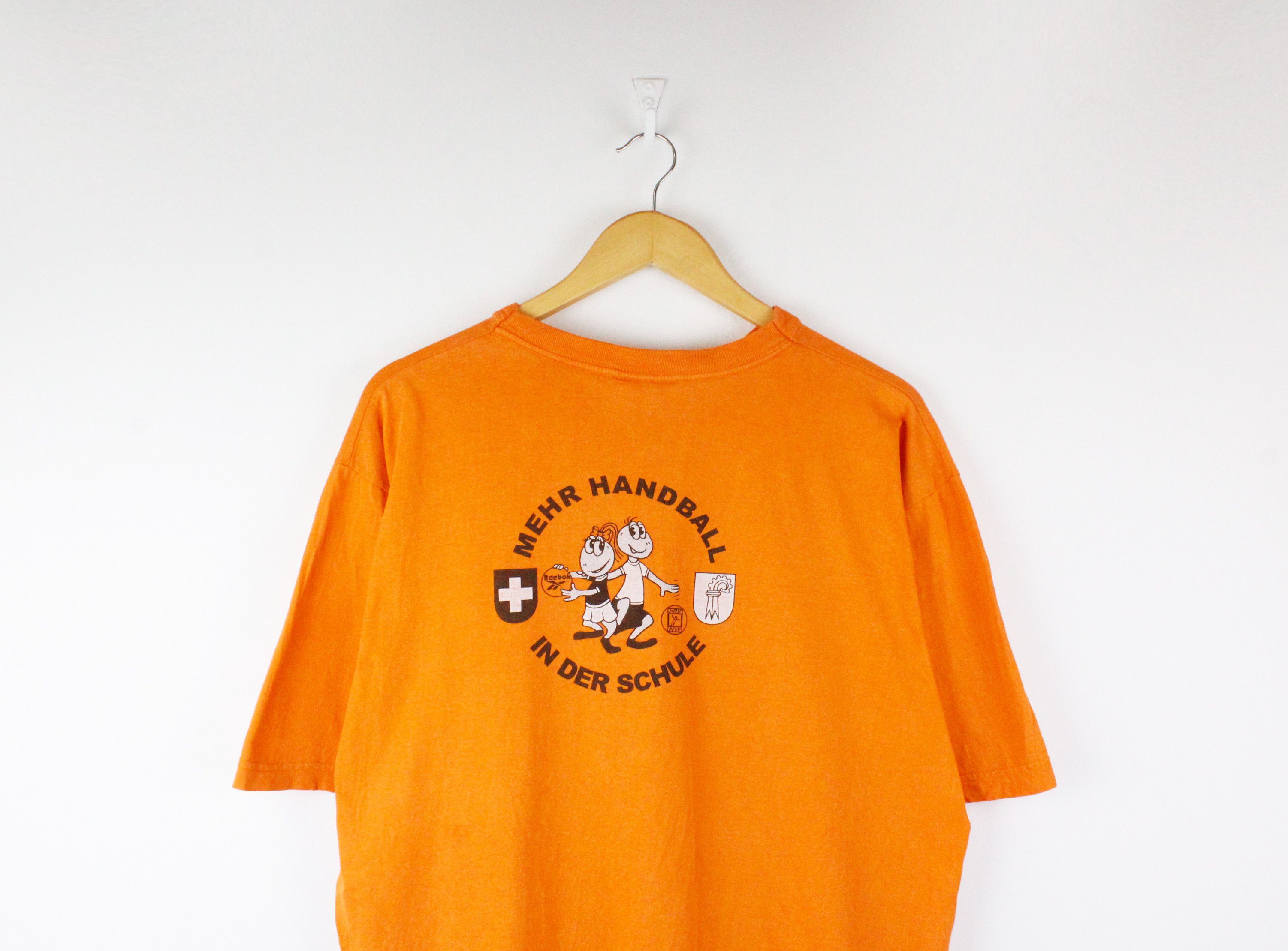 Reebok × Vintage Vintage Reebok Orange Handball Graphic Logo Crew T-shirt Size US XL / EU 56 / 4 - 6 Thumbnail