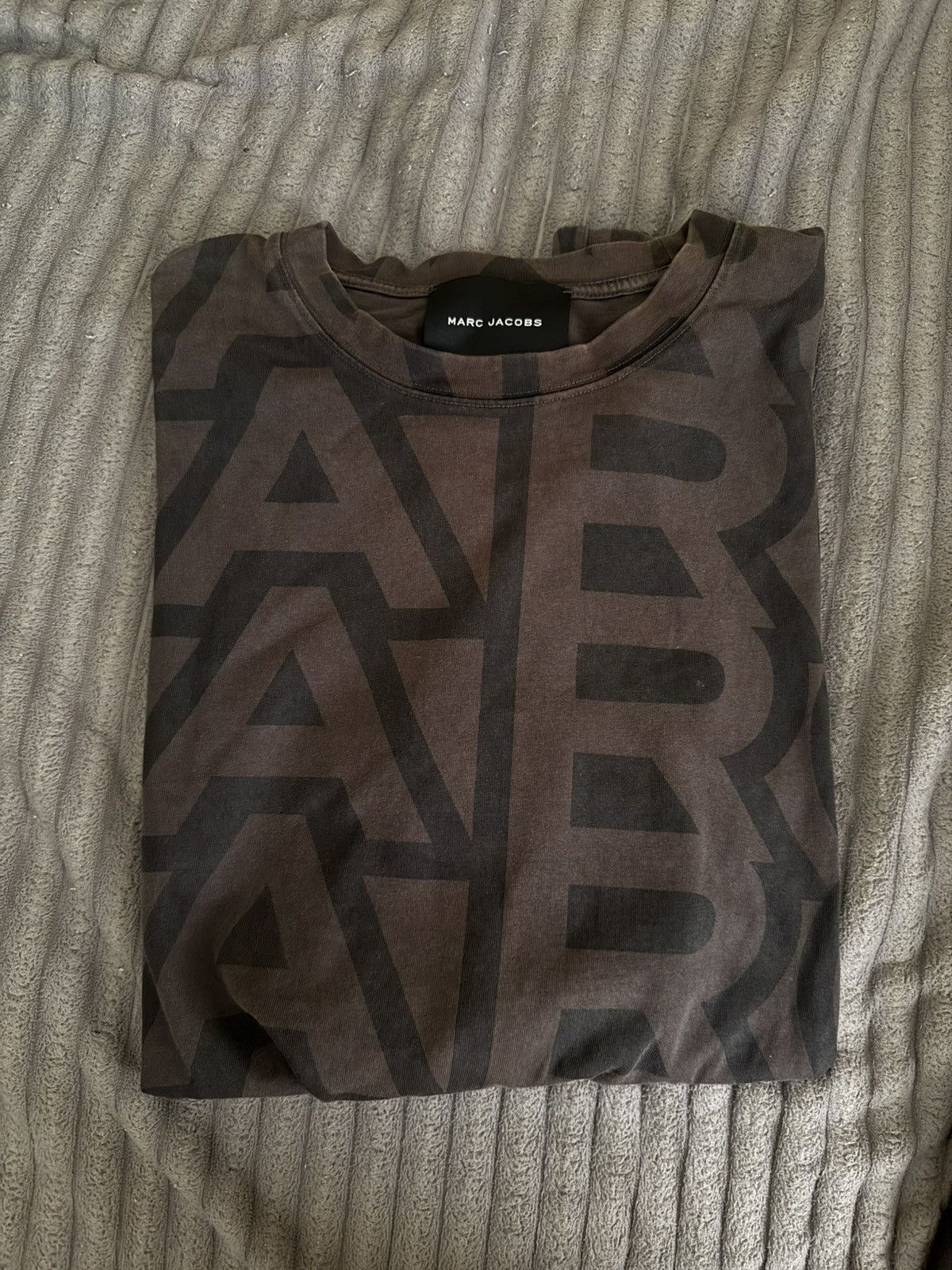 Marc Jacobs Marc Jacobs Monogram T-Shirt Size ONE SIZE - 2 Thumbnail