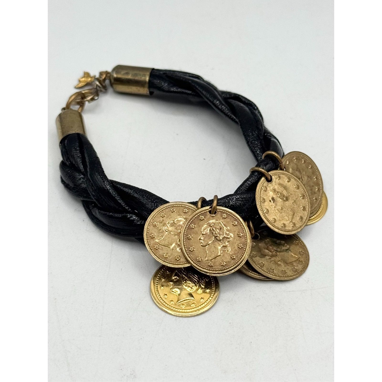 Vintage Vintage black patent leather coin charm bracelet Size ONE SIZE - 3 Thumbnail