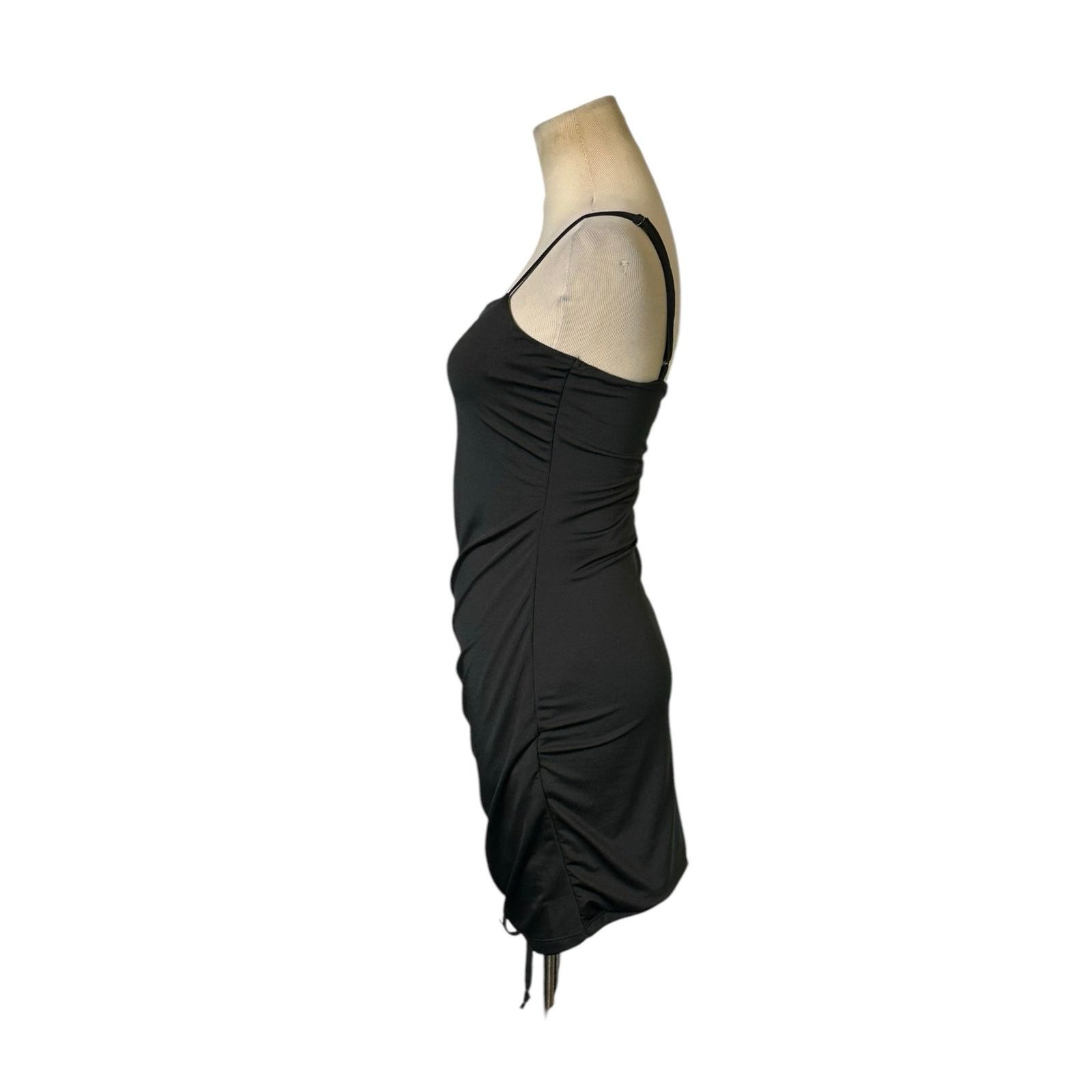 Forever 21 Forever 21 black ruched bodycon mini dress size Small Size S / US 4 / IT 40 - 14 Thumbnail