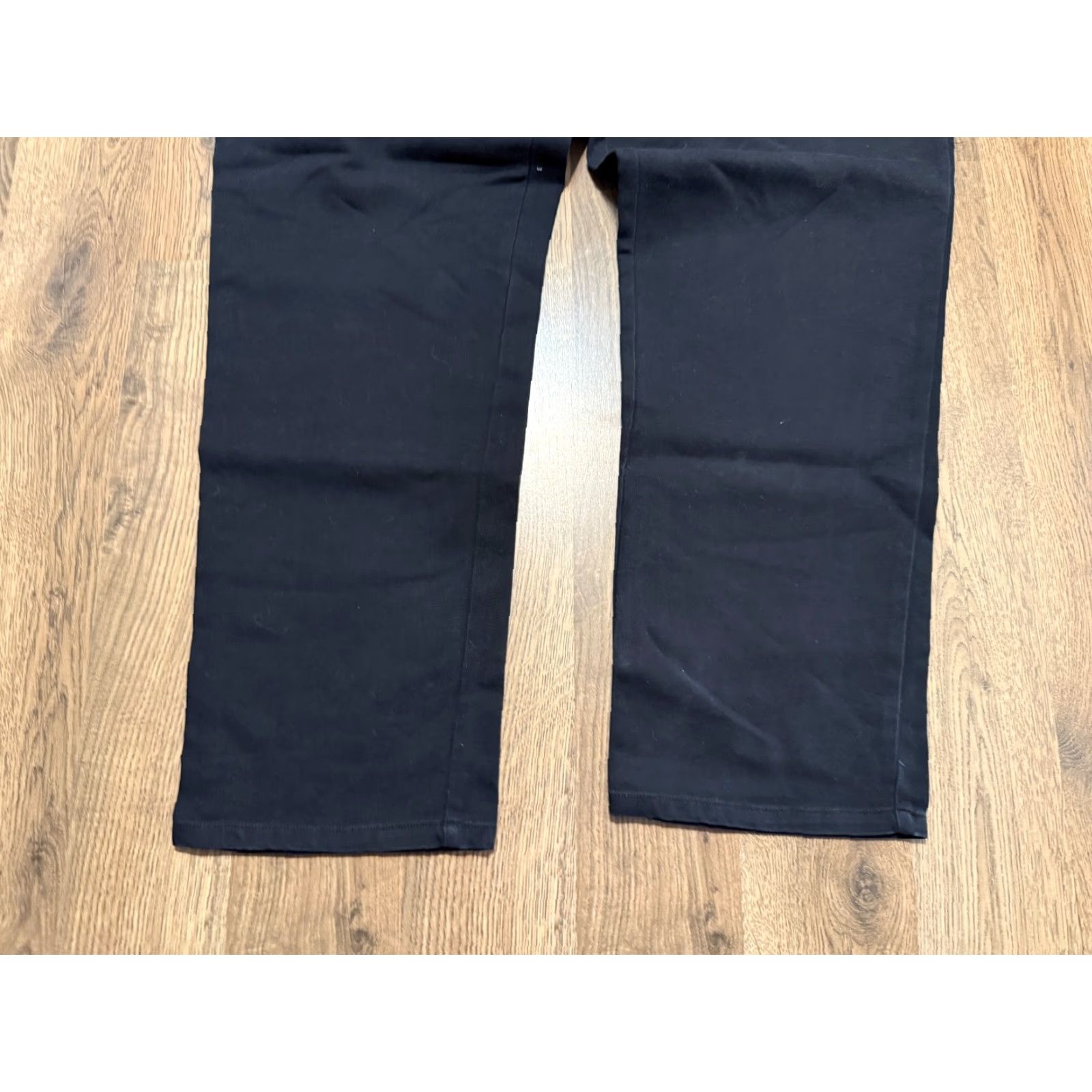 Anne Klein VINTAGE? No. Objectively: Anne Klein Jeans Women's Size 16 Black Ankle Straight Leg High Rise Denim Jeans Size 38" / US 16 / IT 52 - 3 Thumbnail