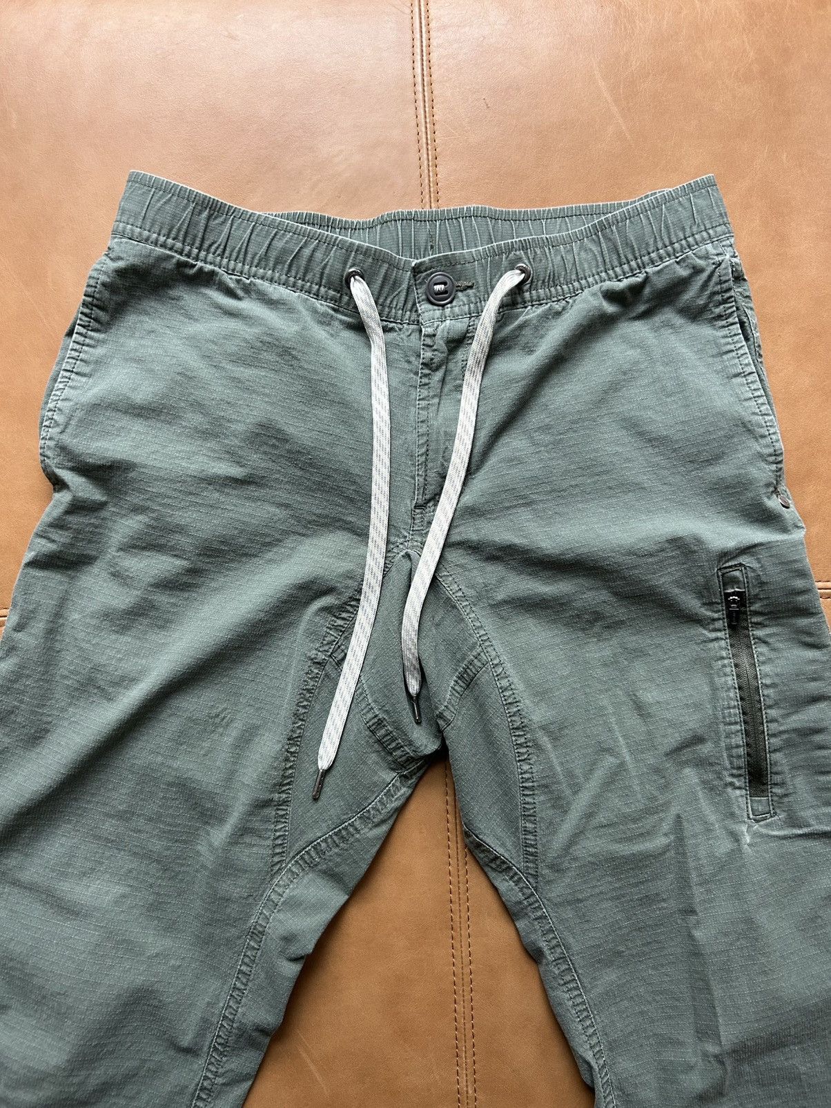 Vuori Vuori Stretch Ripstop Pants Men’s Medium Size US 30 / EU 46 - 2 Thumbnail