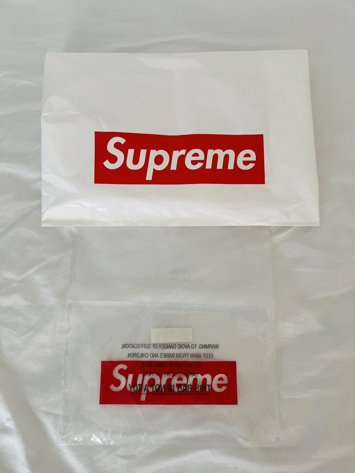 Supreme FW17 SUPREME VELOUR LOGO L/S Small Size US S / EU 44-46 / 1 - 7 Thumbnail