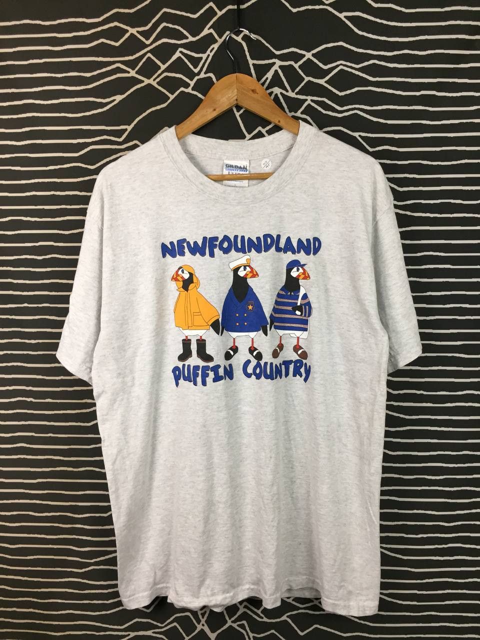 Vintage Vtg Y2K Newfoundland Puffin Country Graphic Tee Size US L / EU 52-54 / 3 - 1 Thumbnail