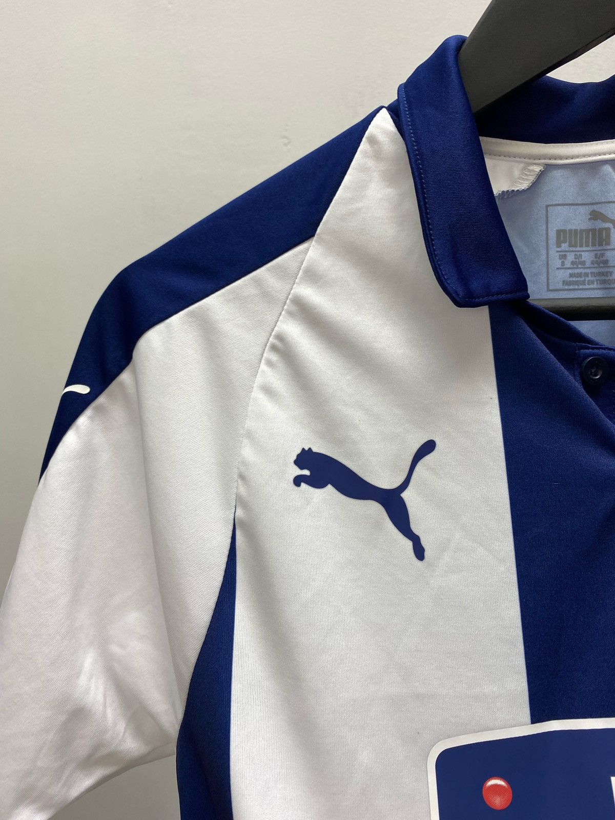 Puma West Bromwich Albion 2018 2019 Puma home soccer jersey Size US S / EU 44-46 / 1 - 14 Thumbnail