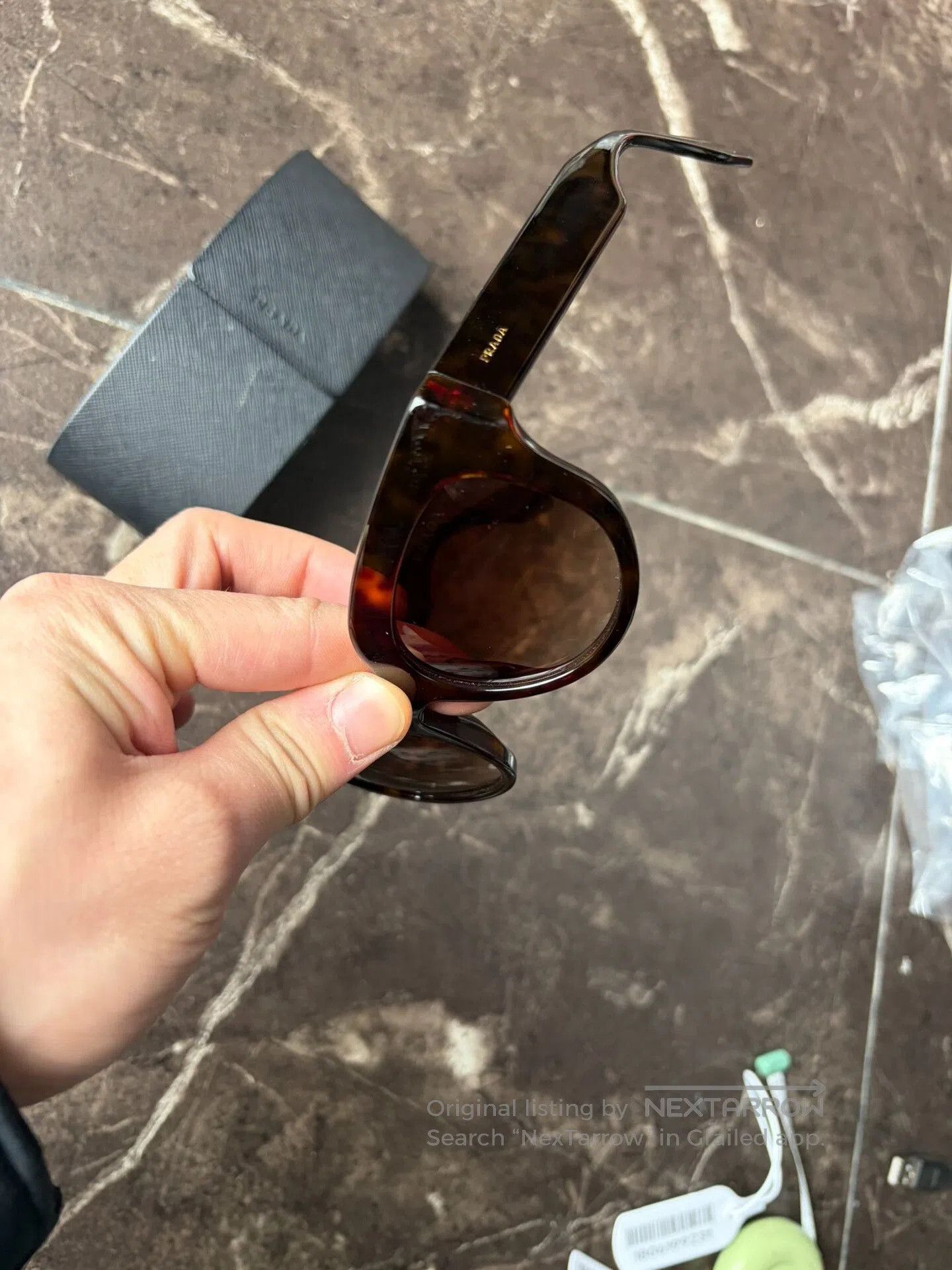Prada Prada Tortoiseshell Logo Sunglasses. Size ONE SIZE - 1 Thumbnail