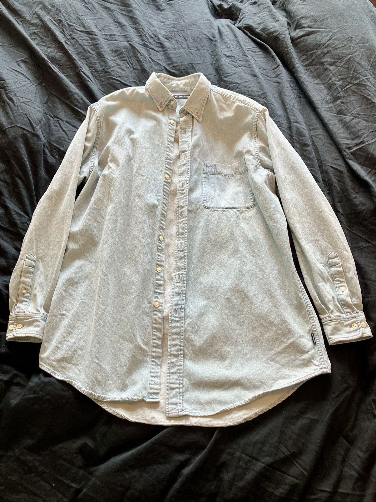 Balenciaga Balenciaga Oversized Denim Shirt, Washed Look Size US M / EU 48-50 / 2 - 2 Thumbnail