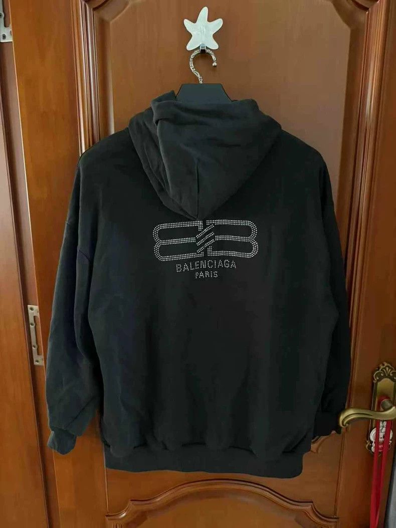 Balenciaga Balenciaga Crystal Logo Black Hoodie Size US L / EU 52-54 / 3 - 1 Thumbnail