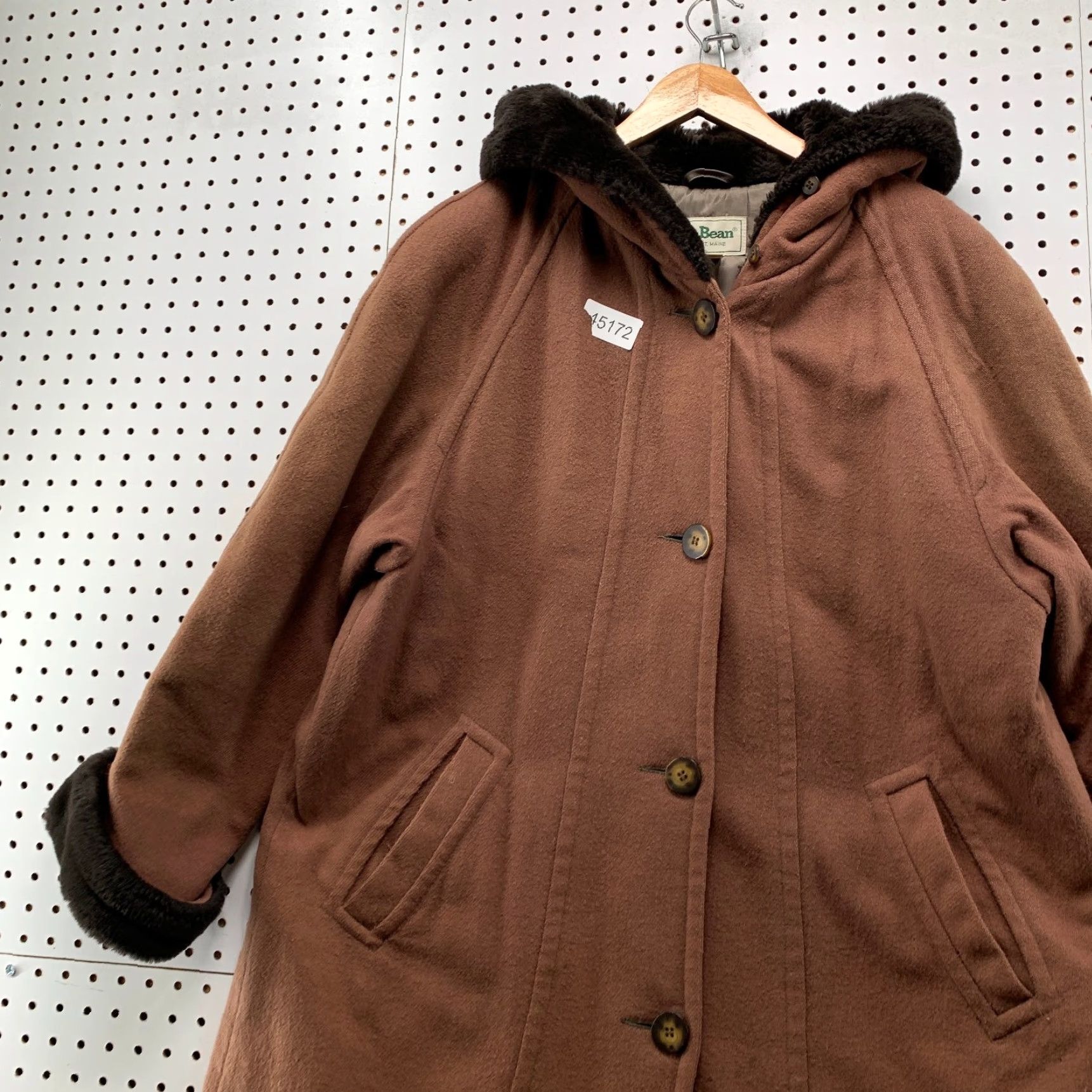 Vintage VINTAGE L.L.Bean Coat Wool Alpaca Brown Insulated Faux Fur Hood Women M Size M / US 6-8 / IT 42-44 - 3 Thumbnail