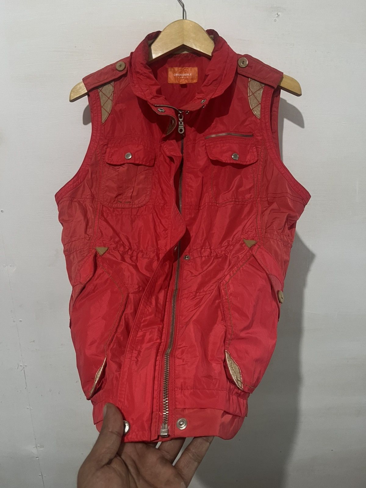Japanese Brand Vintage Crocodile red utility vest 🔥 Size US L / EU 52-54 / 3 - 3 Thumbnail