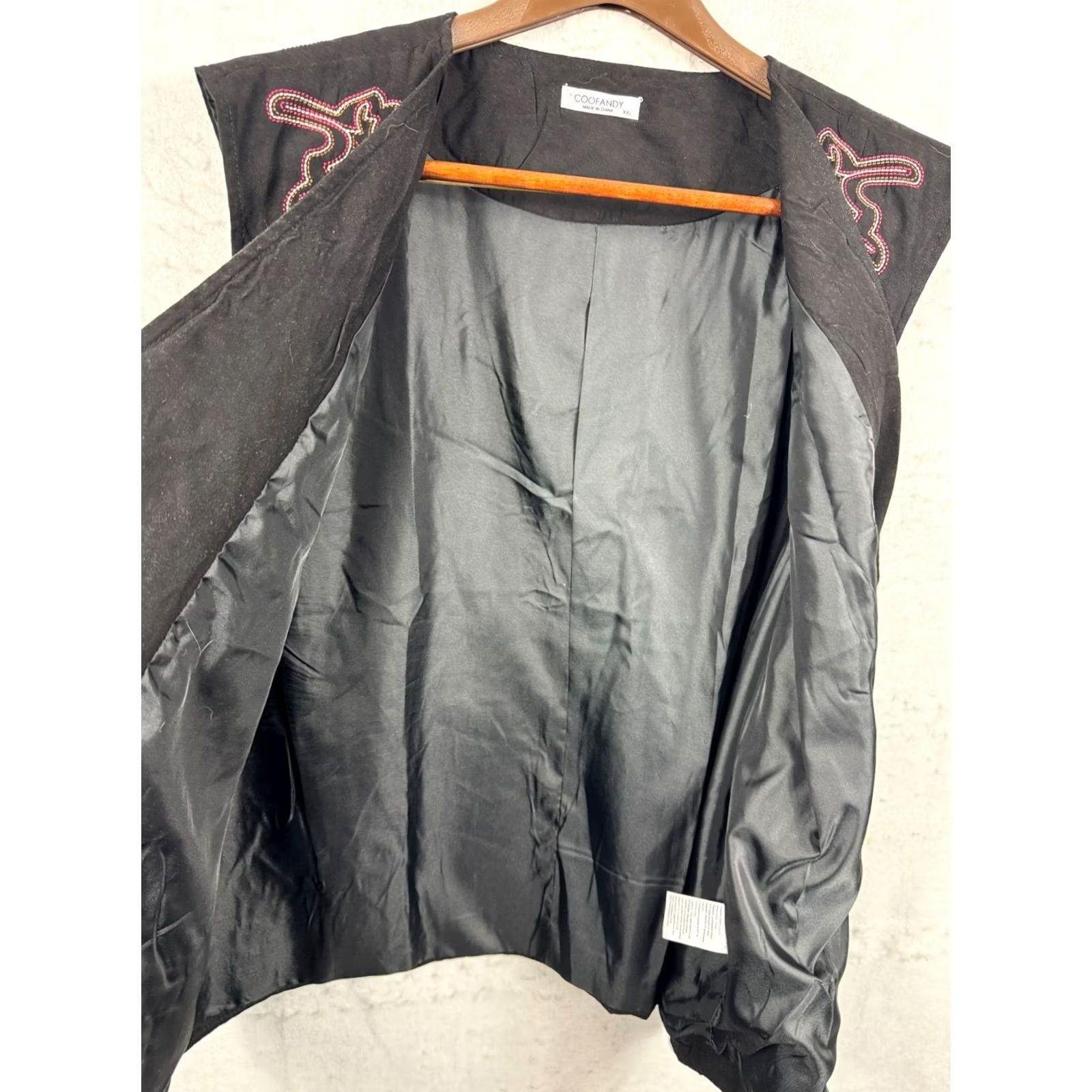 Vintage Coofandy Vest Mens XXL Black Embroidered Snap Button Up Stitched Lined Western Size US XXL / EU 58 / 5 - 2 Thumbnail